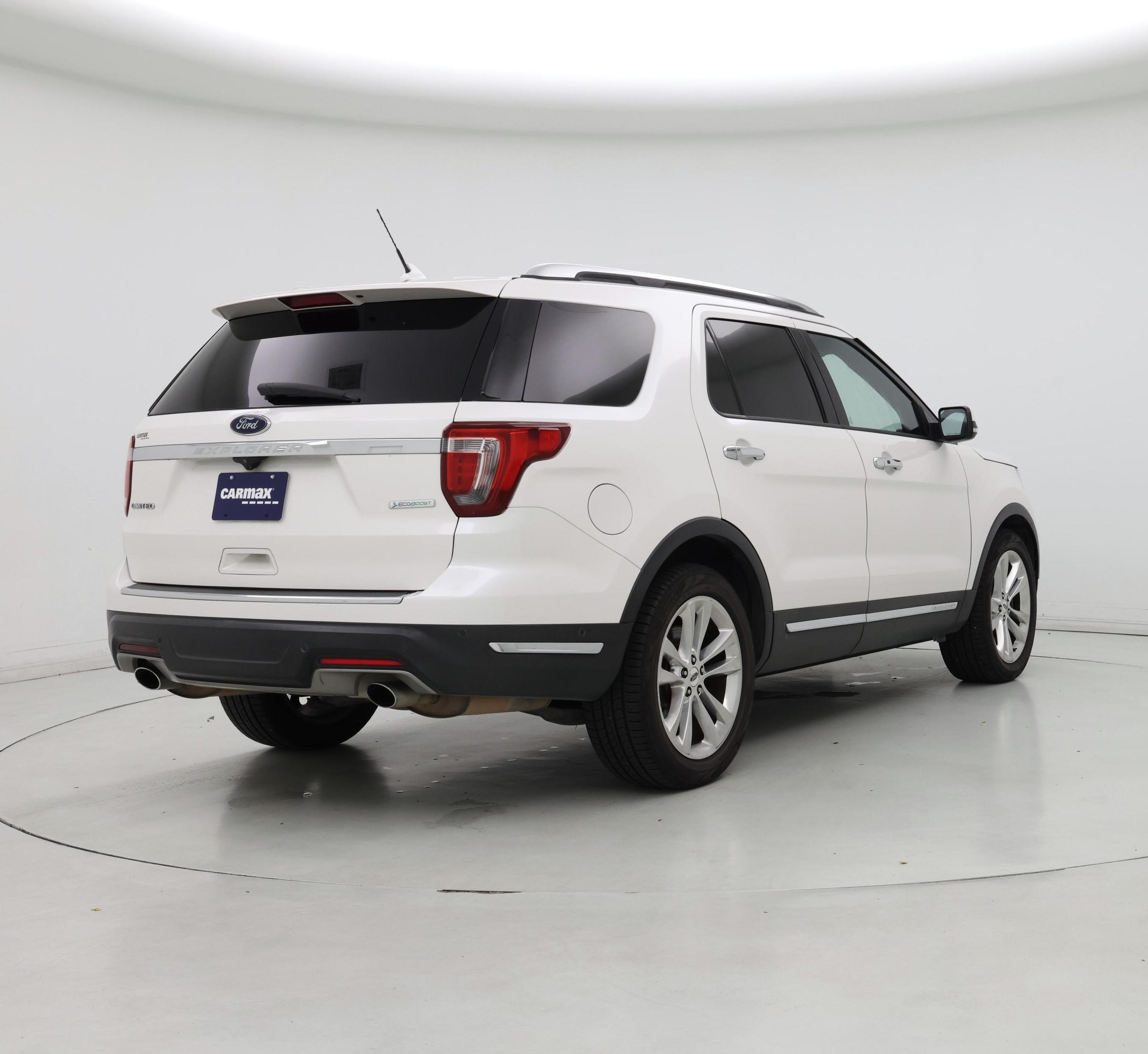 Thumbnail: 2018 Ford Explorer - 8