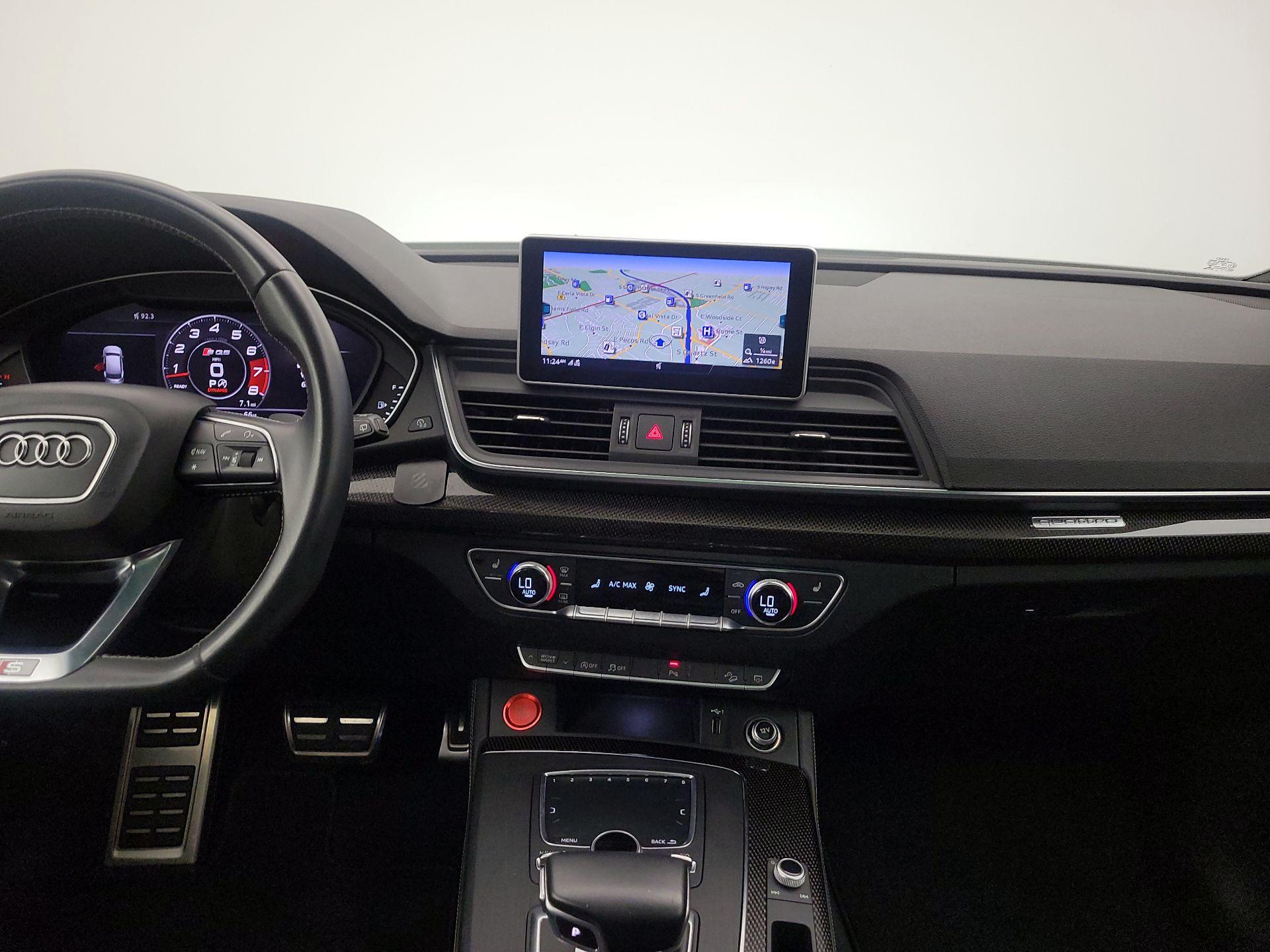 Thumbnail: 2020 Audi SQ5 - 9