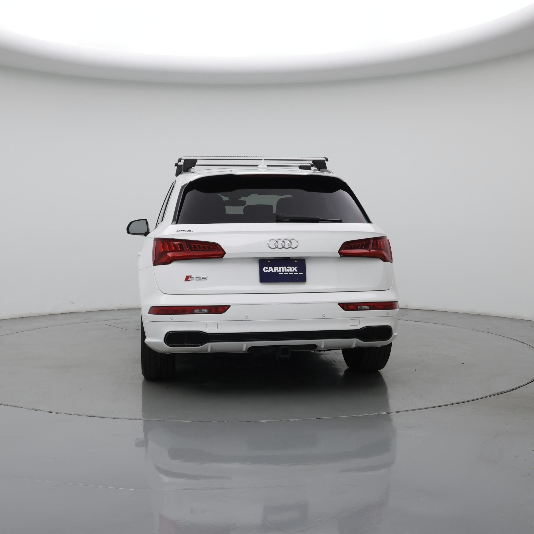 Thumbnail: 2020 Audi SQ5 - 6