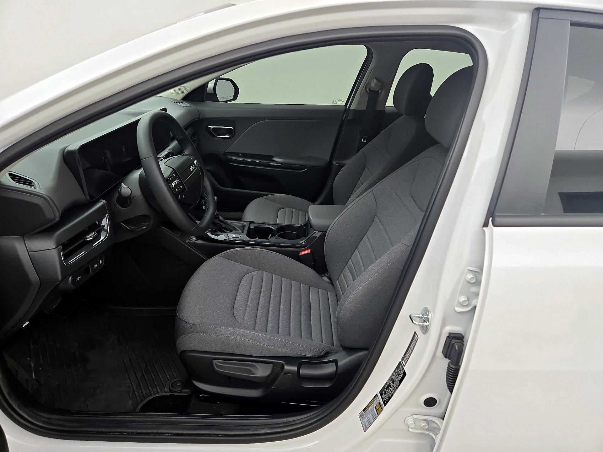 Thumbnail: 2025 Kia K4 - 11