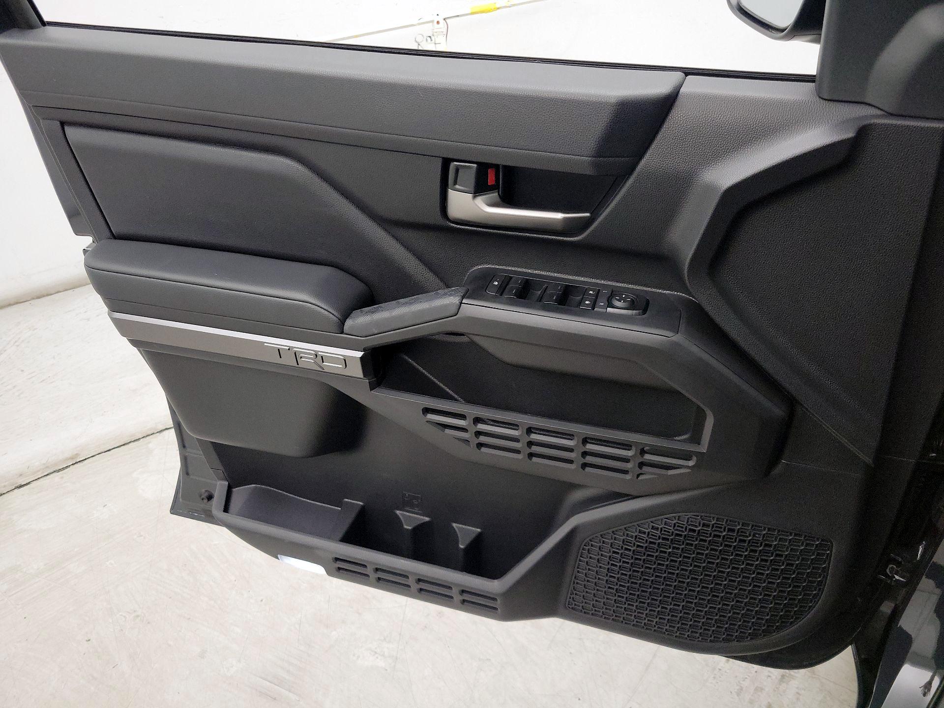 Thumbnail: 2025 Toyota Tacoma - 12