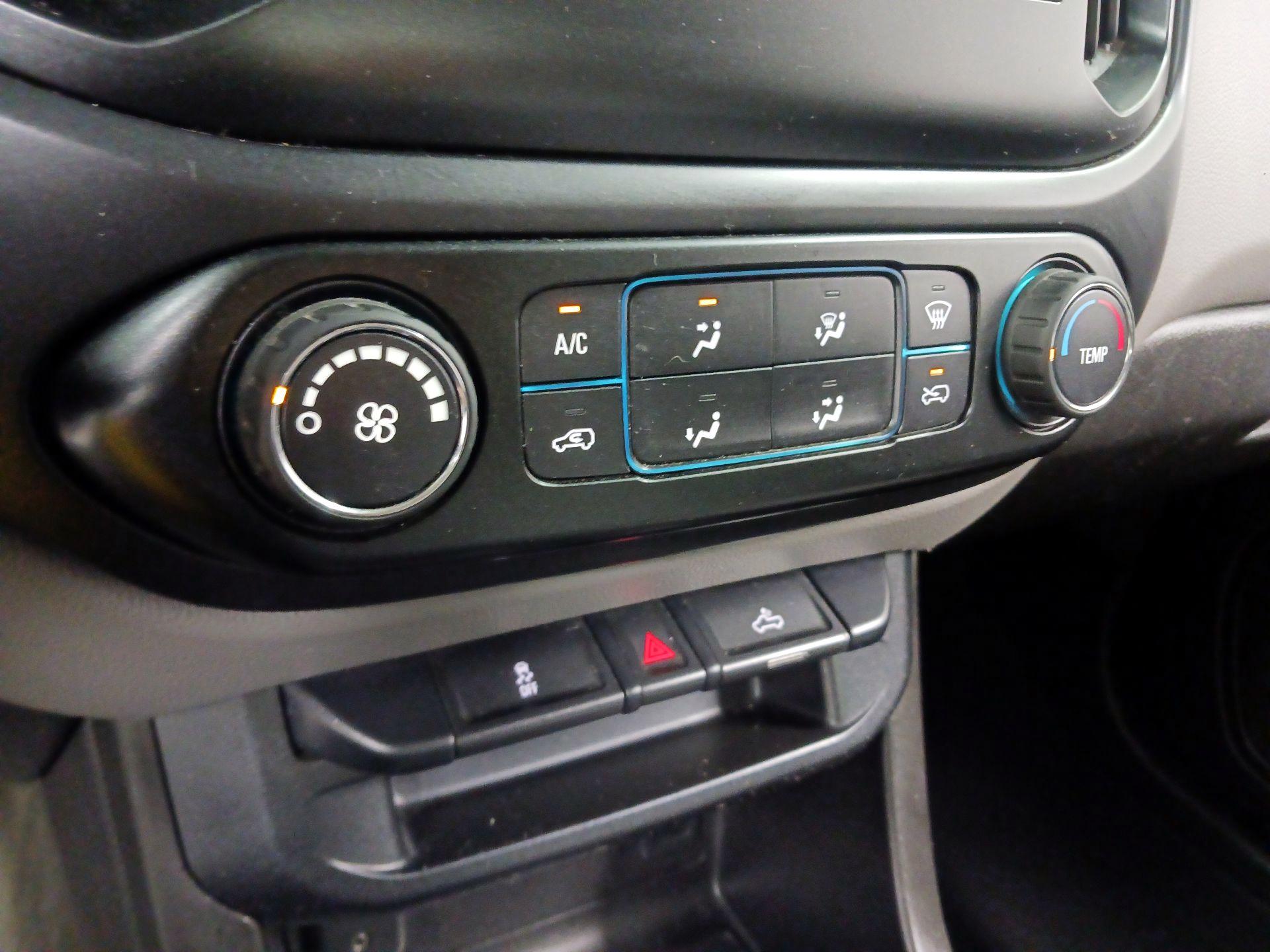 Thumbnail: 2016 Chevrolet Colorado - 14