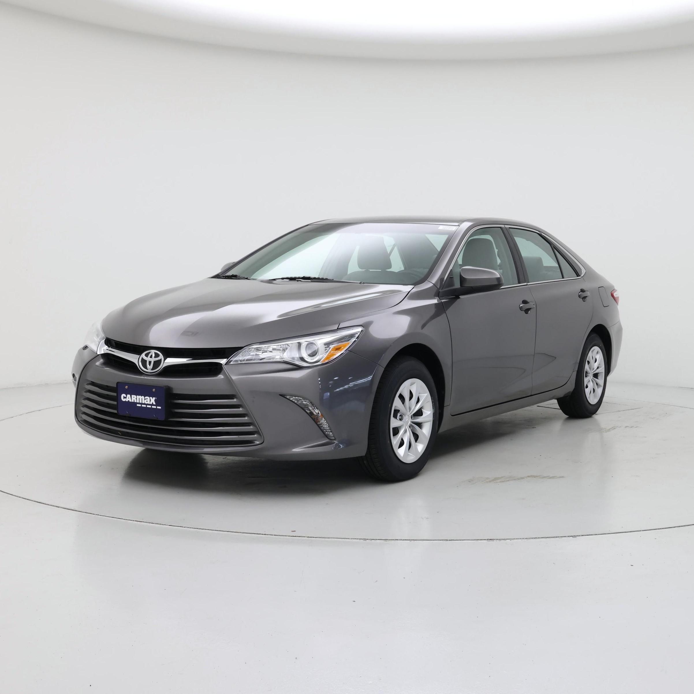 Thumbnail: 2017 Toyota Camry - 4