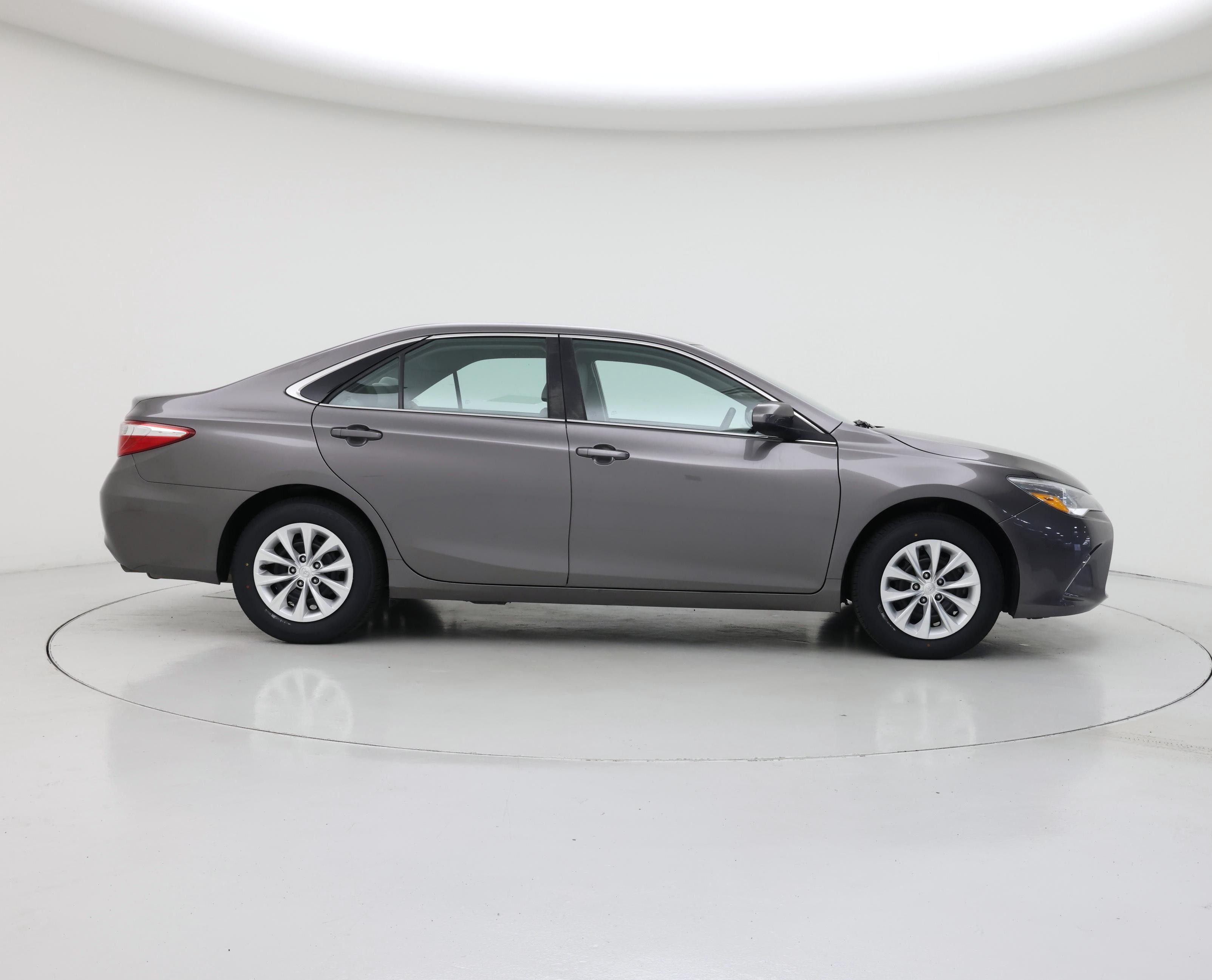 Thumbnail: 2017 Toyota Camry - 7