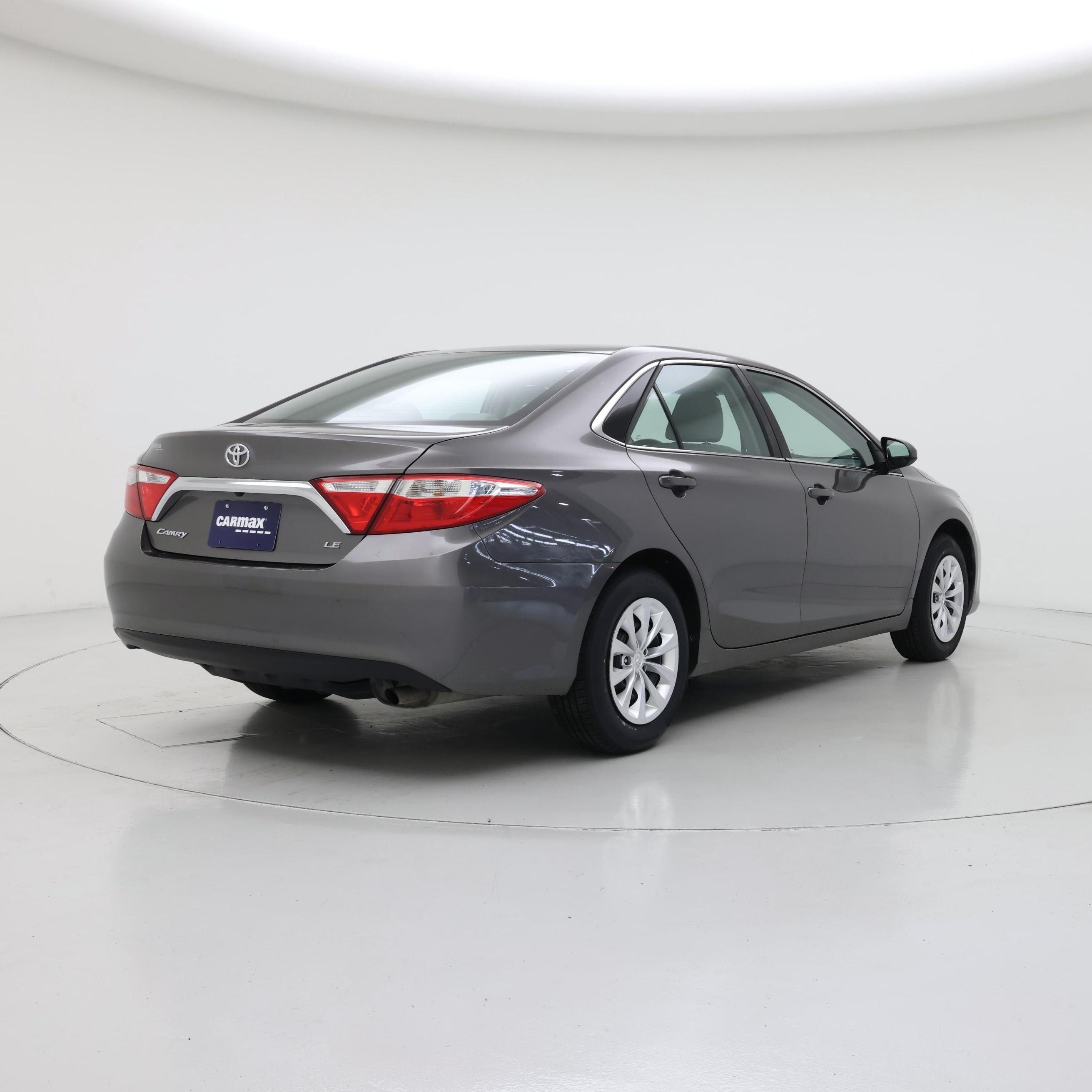 Thumbnail: 2017 Toyota Camry - 8