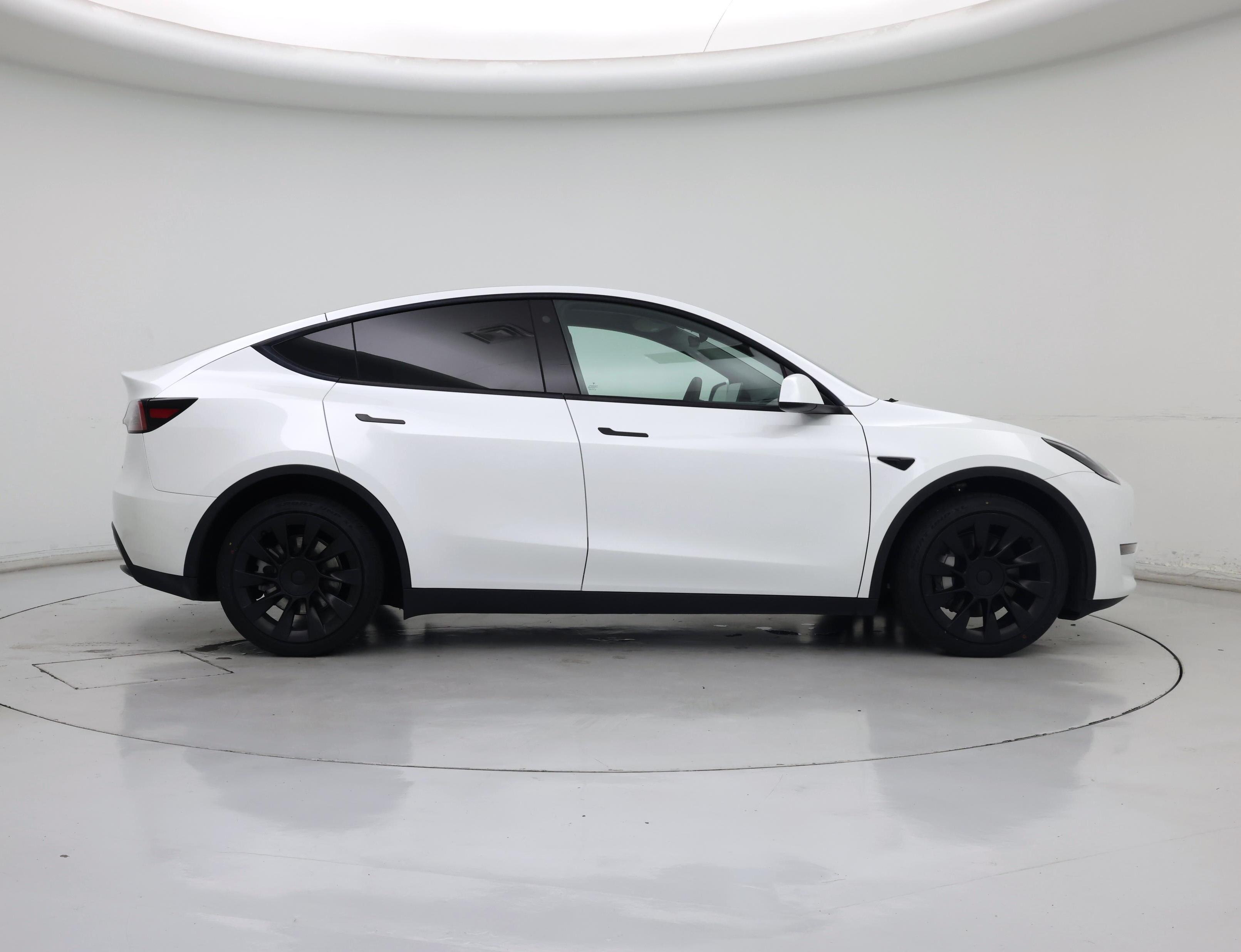 Thumbnail: 2022 Tesla Model Y - 7