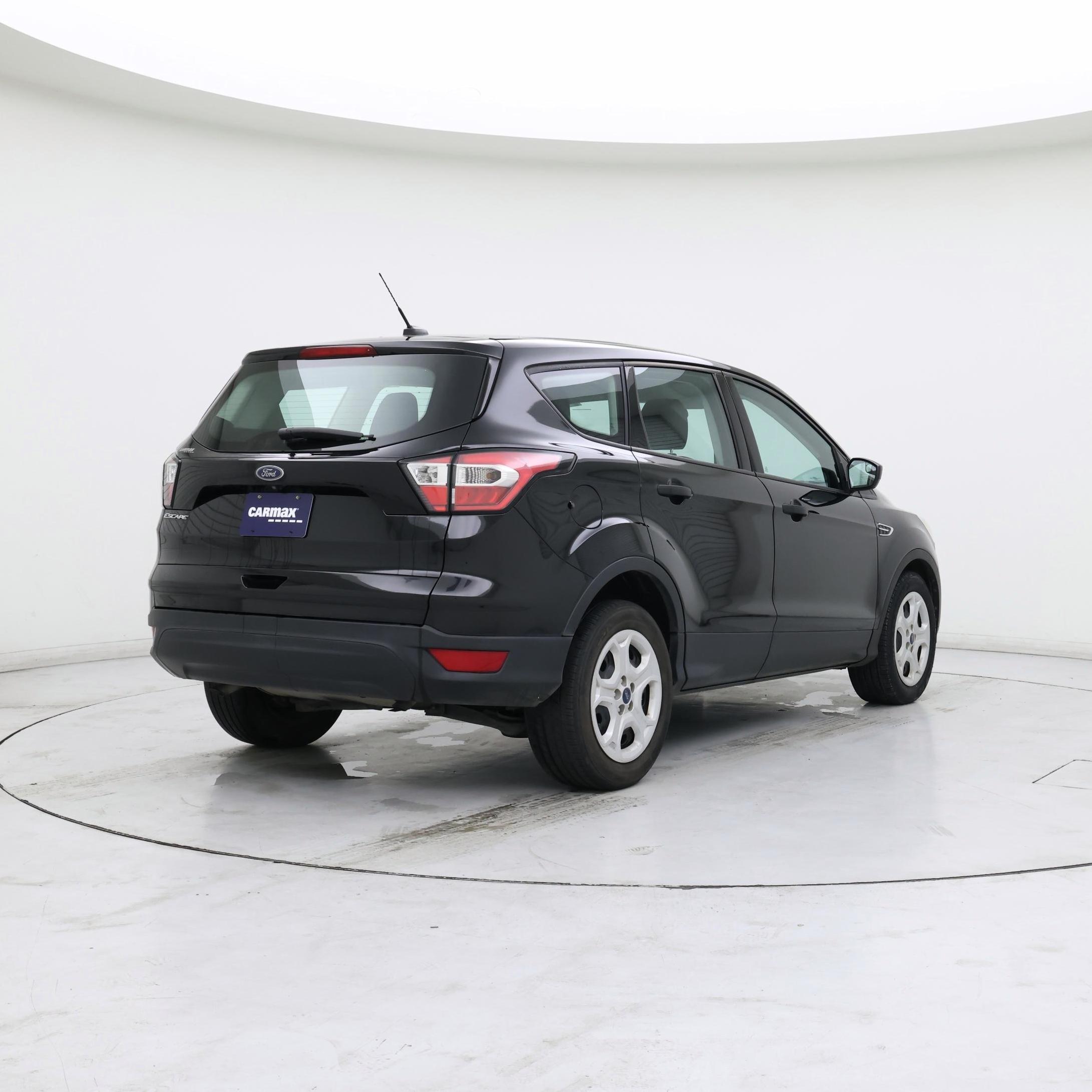 Thumbnail: 2017 Ford Escape - 8