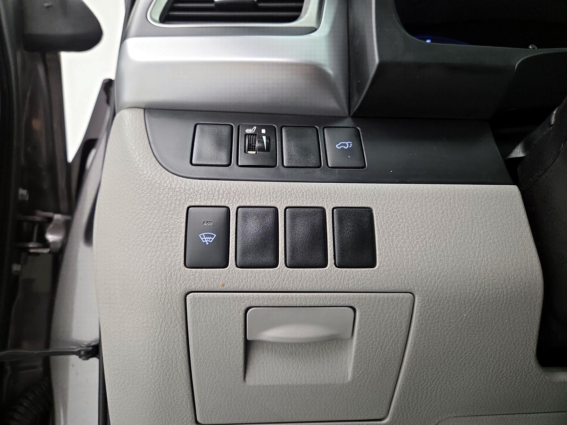 Thumbnail: 2015 Toyota Highlander - 13