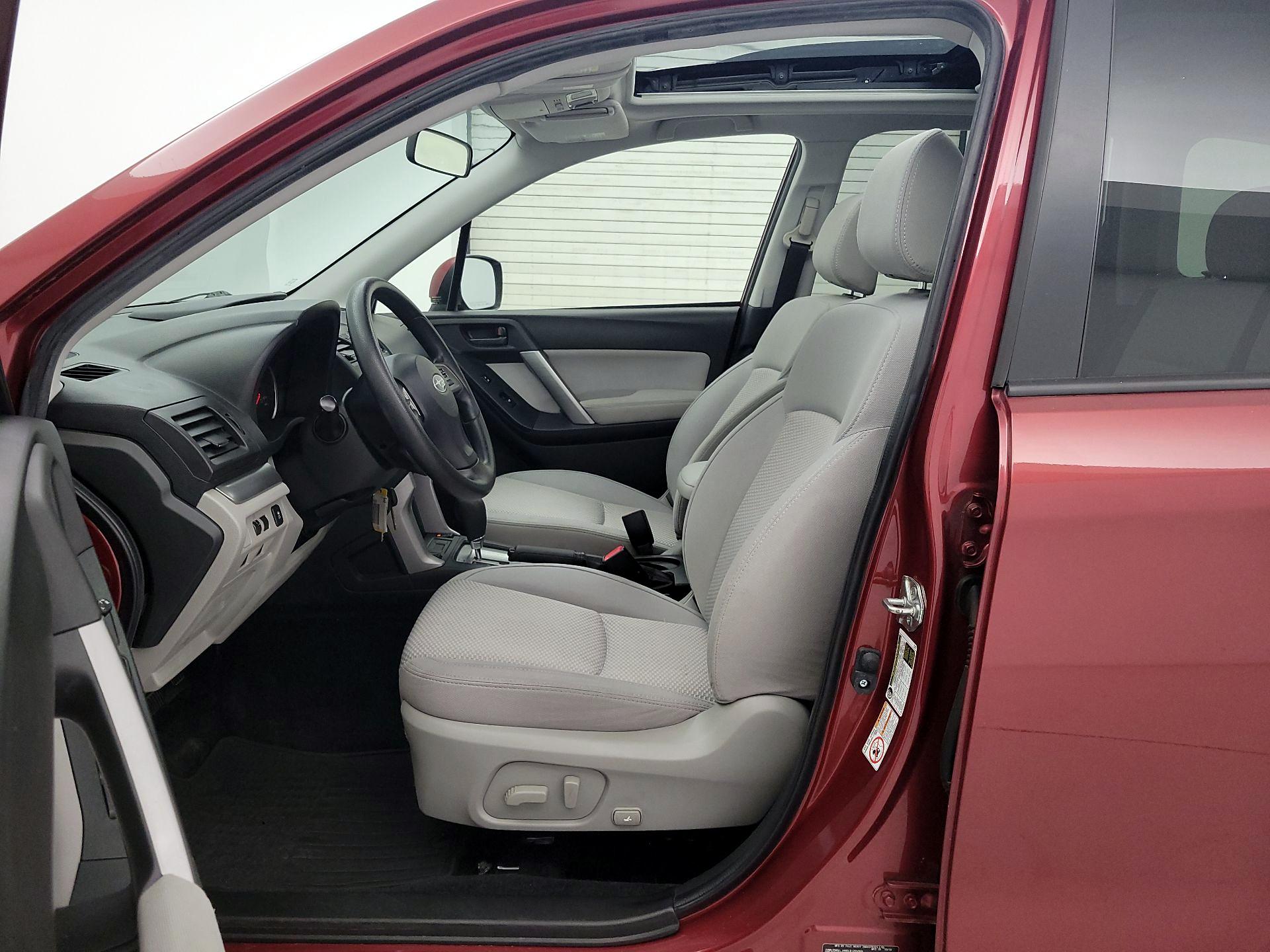 Thumbnail: 2015 Subaru Forester - 11