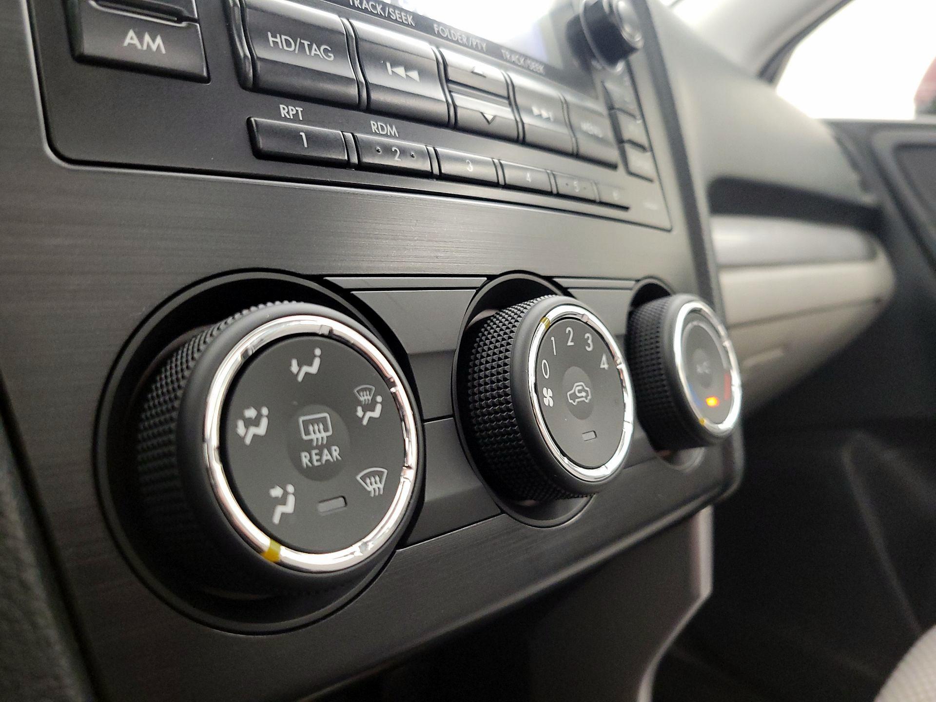 Thumbnail: 2015 Subaru Forester - 16