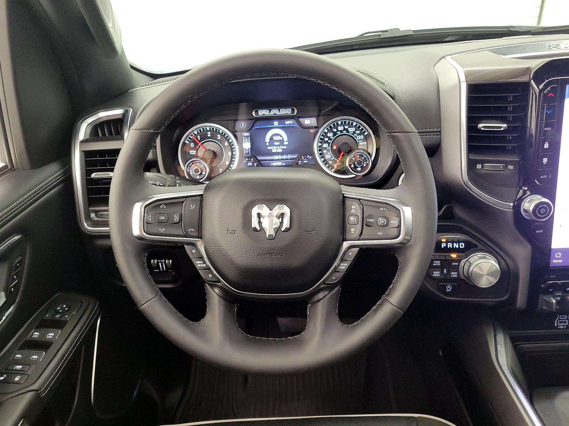 Thumbnail: 2025 RAM 1500 - 10