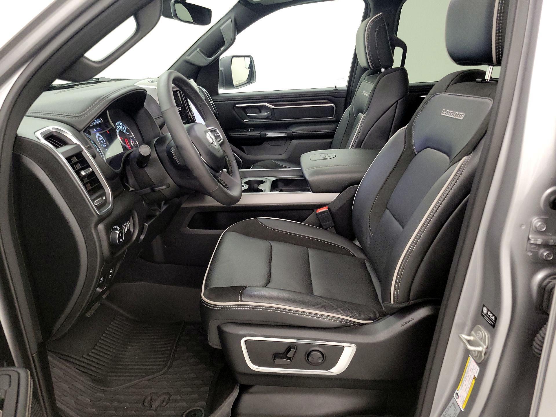 Thumbnail: 2025 RAM 1500 - 11