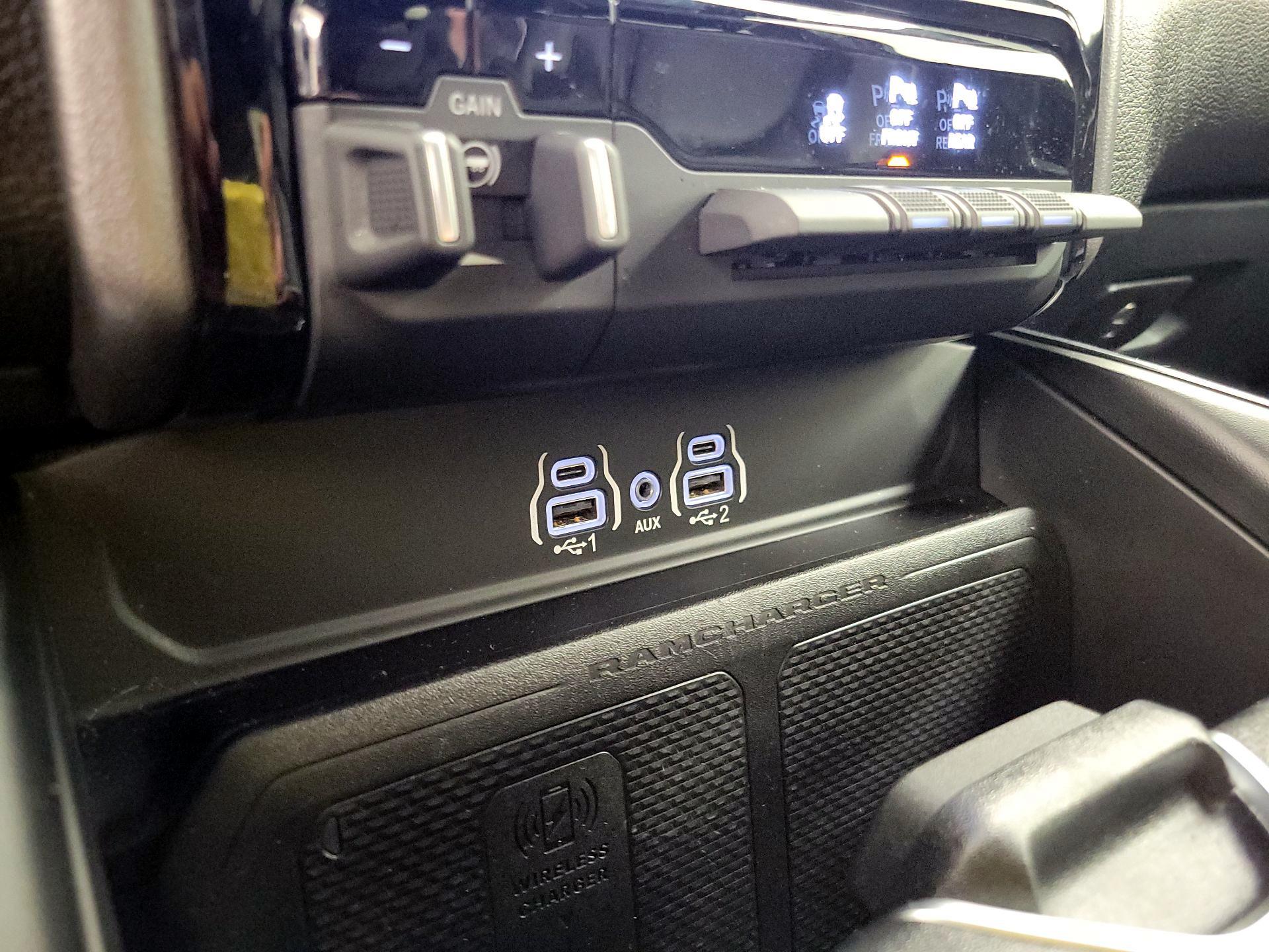 Thumbnail: 2025 RAM 1500 - 19