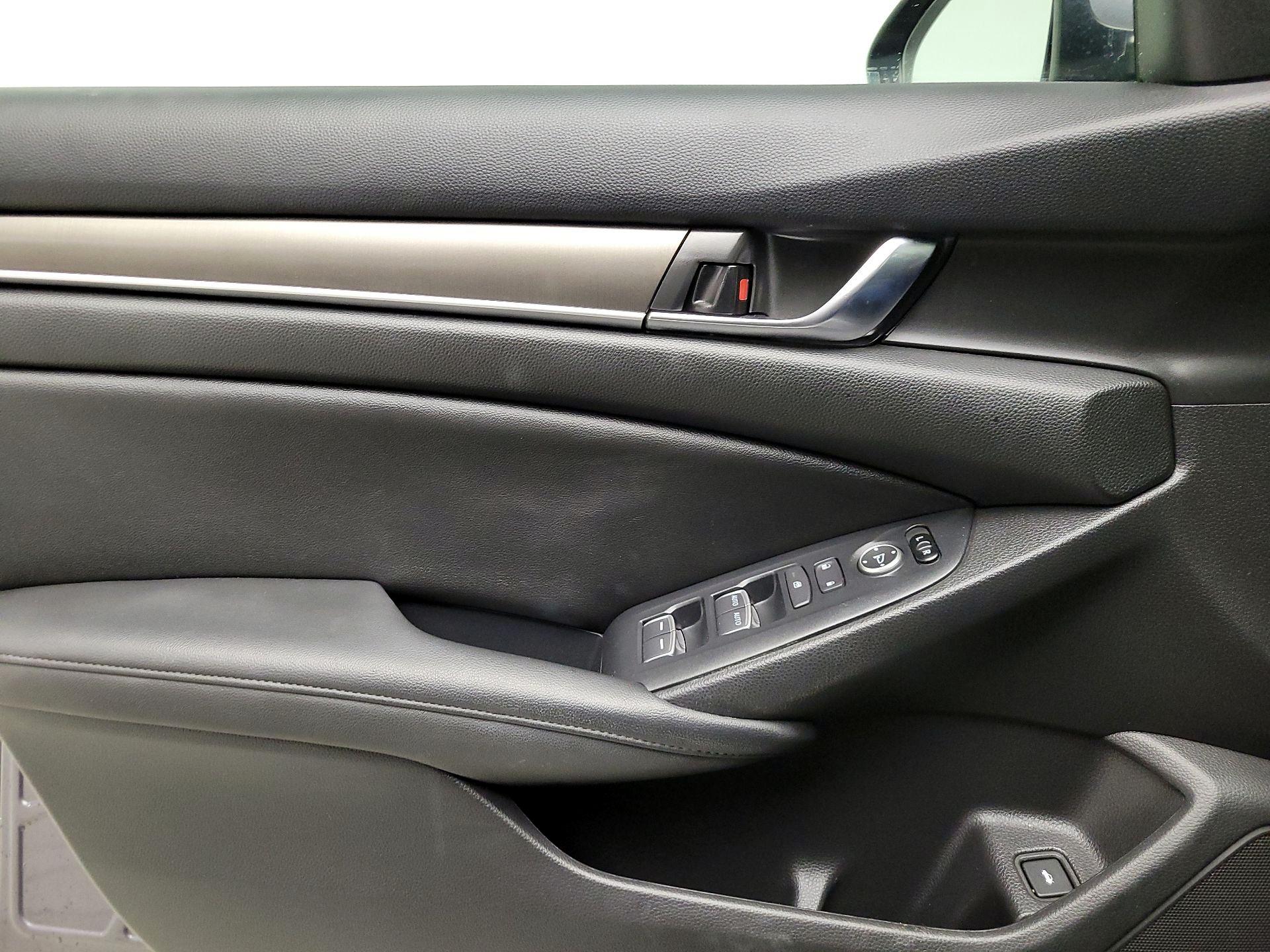Thumbnail: 2021 Honda Accord - 12