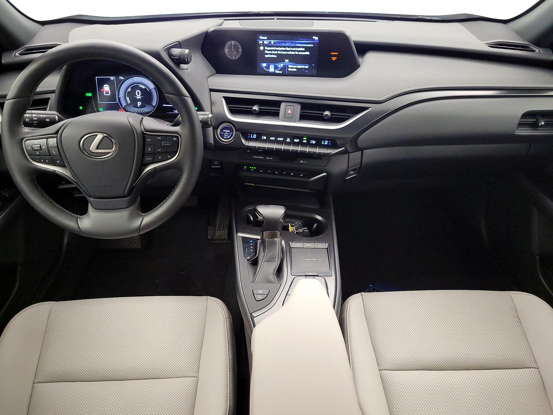 Thumbnail: 2021 Lexus UX - 9
