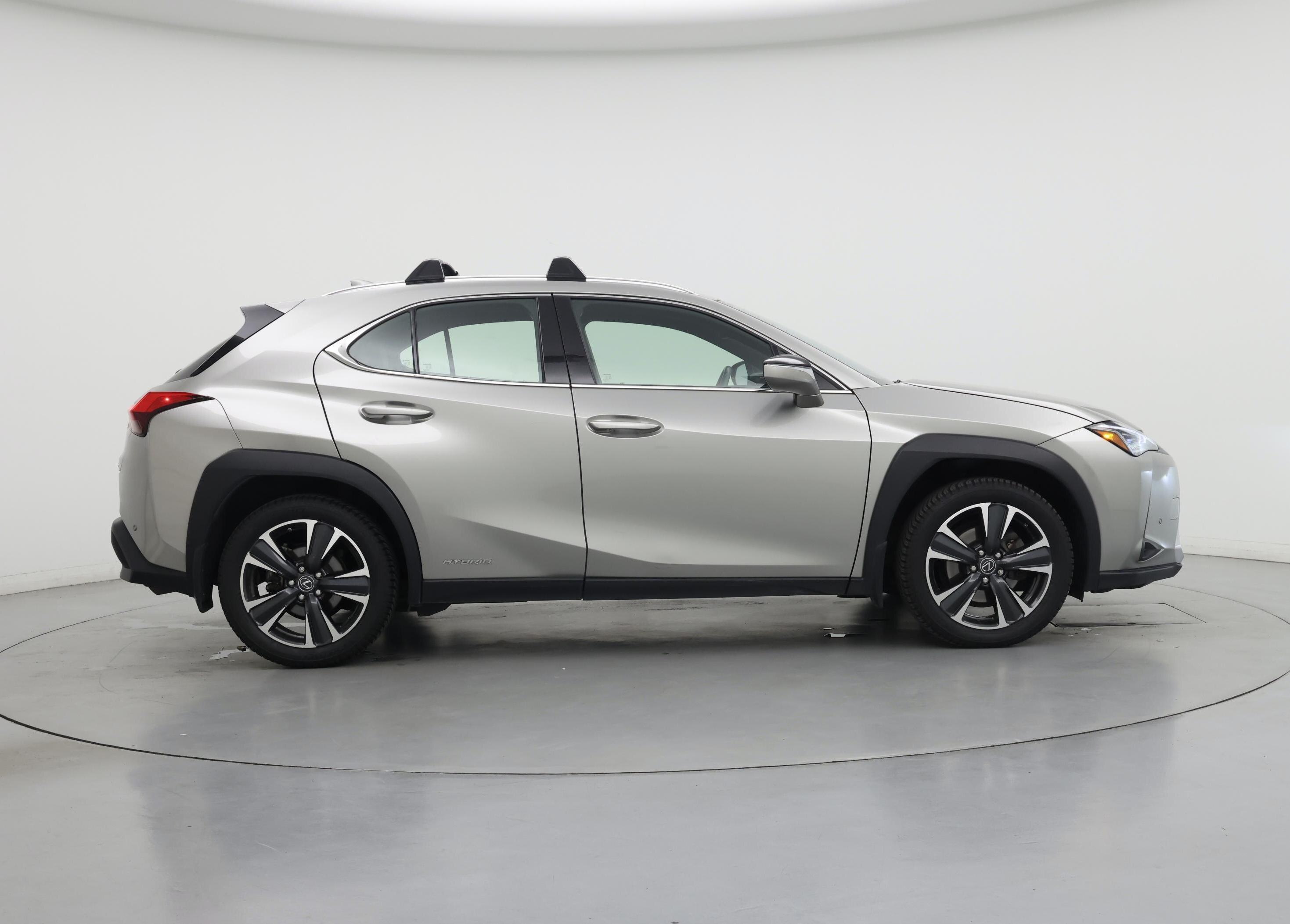 Thumbnail: 2021 Lexus UX - 7