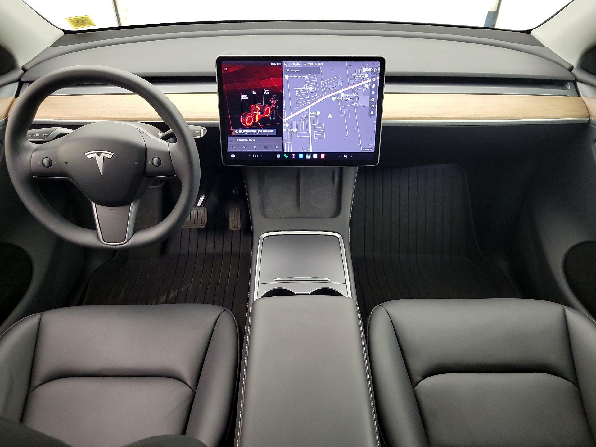 Thumbnail: 2024 Tesla Model Y - 9