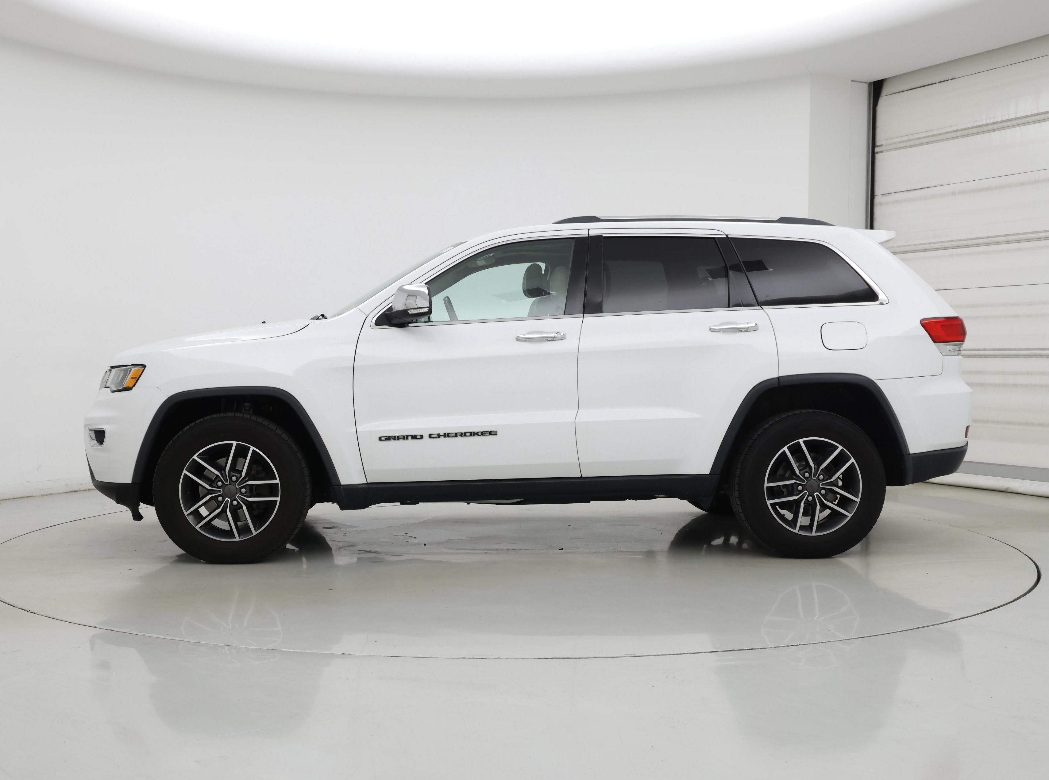 Thumbnail: 2019 Jeep Grand Cherokee - 3