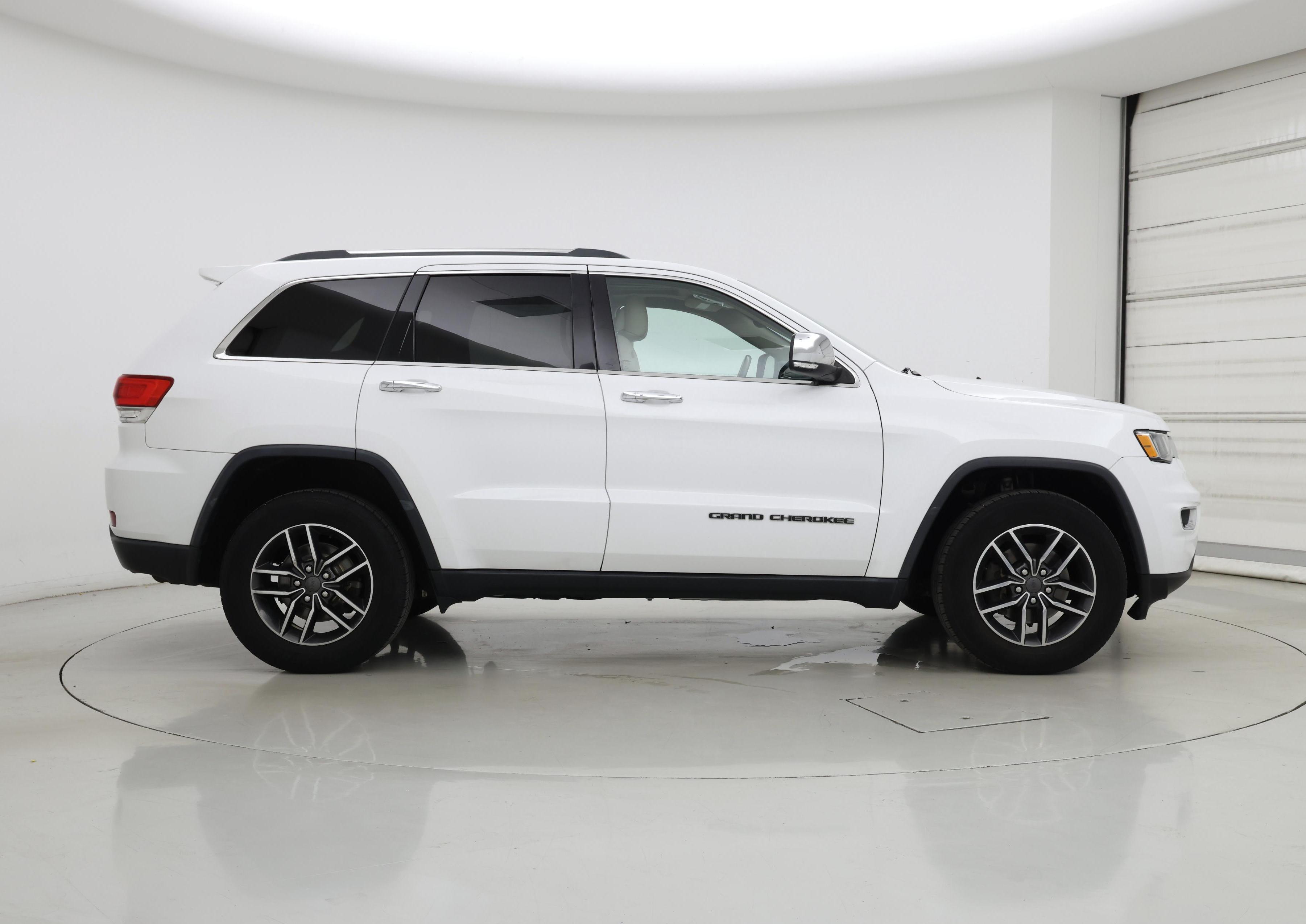 Thumbnail: 2019 Jeep Grand Cherokee - 7
