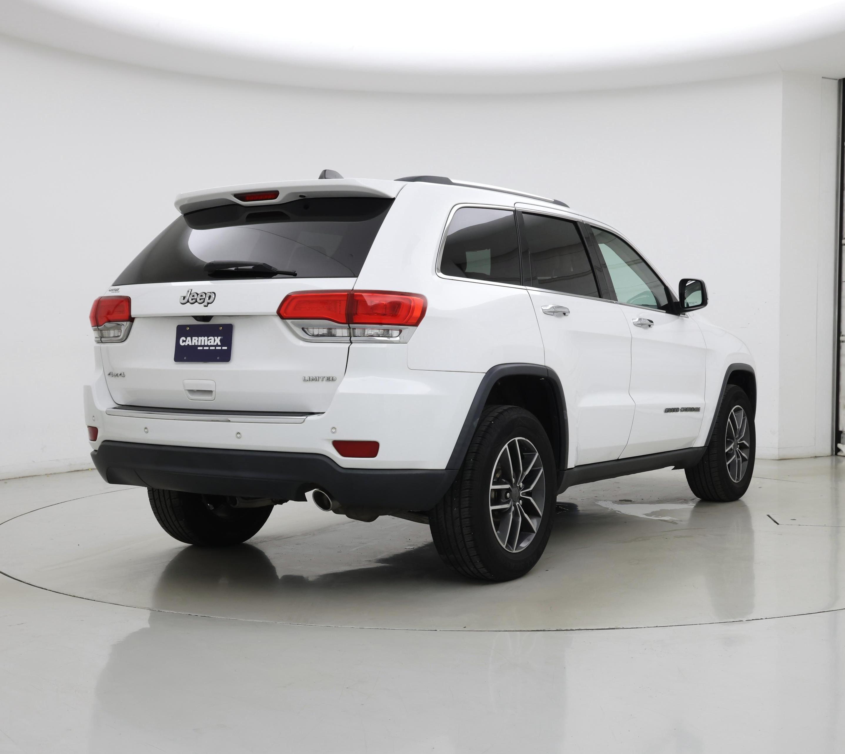 Thumbnail: 2019 Jeep Grand Cherokee - 8