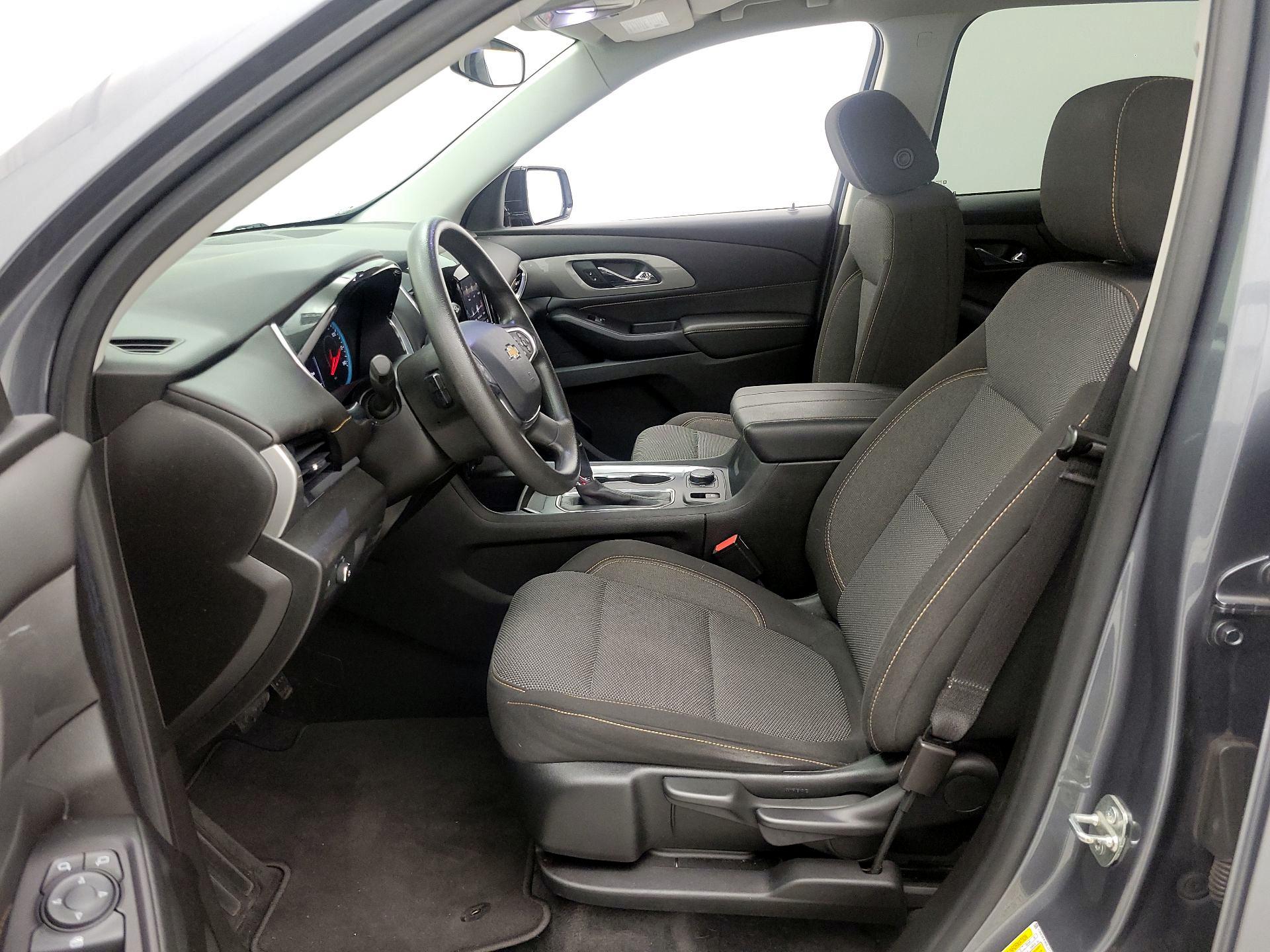Thumbnail: 2020 Chevrolet Traverse - 11