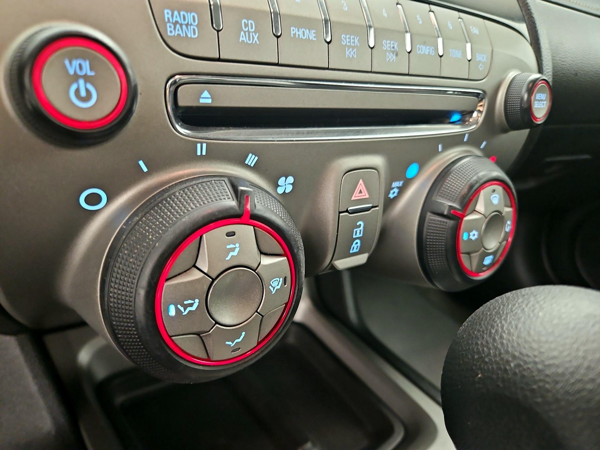 Thumbnail: 2014 Chevrolet Camaro - 15