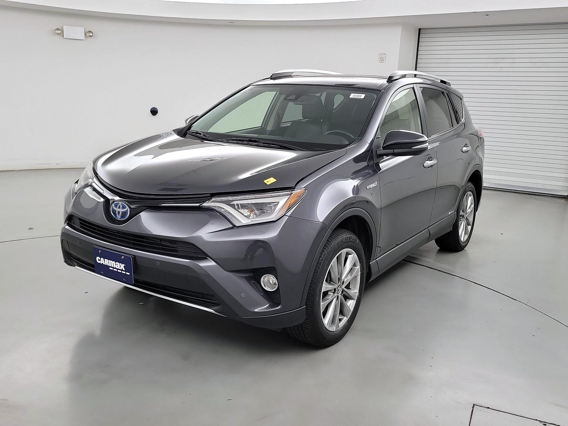 Thumbnail: 2016 Toyota RAV4 - 3