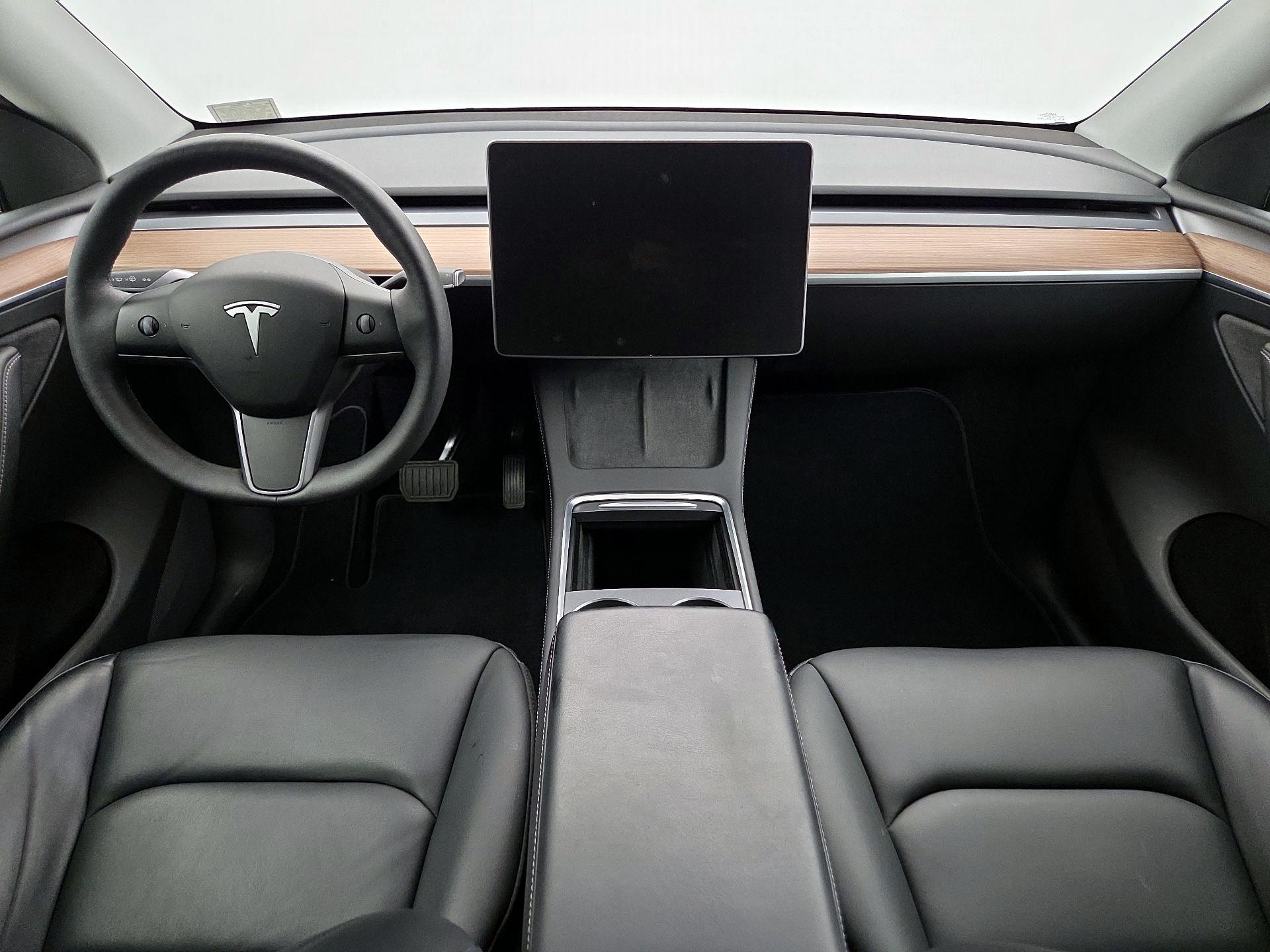 Thumbnail: 2024 Tesla Model Y - 9