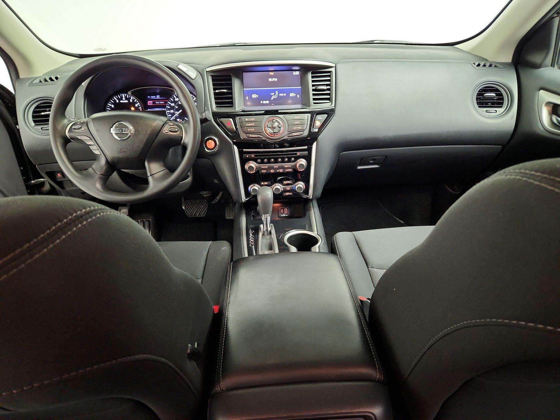 Thumbnail: 2020 Nissan Pathfinder - 9