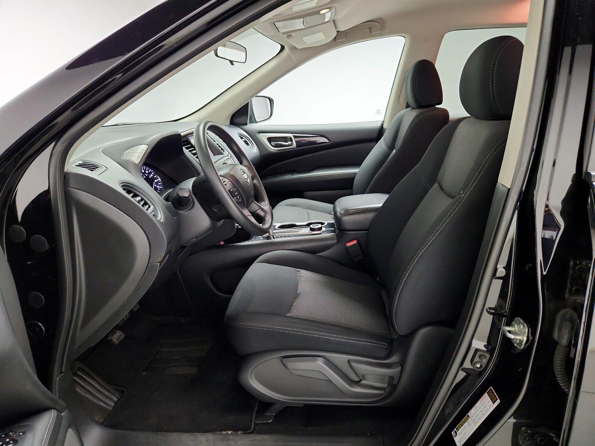 Thumbnail: 2020 Nissan Pathfinder - 11