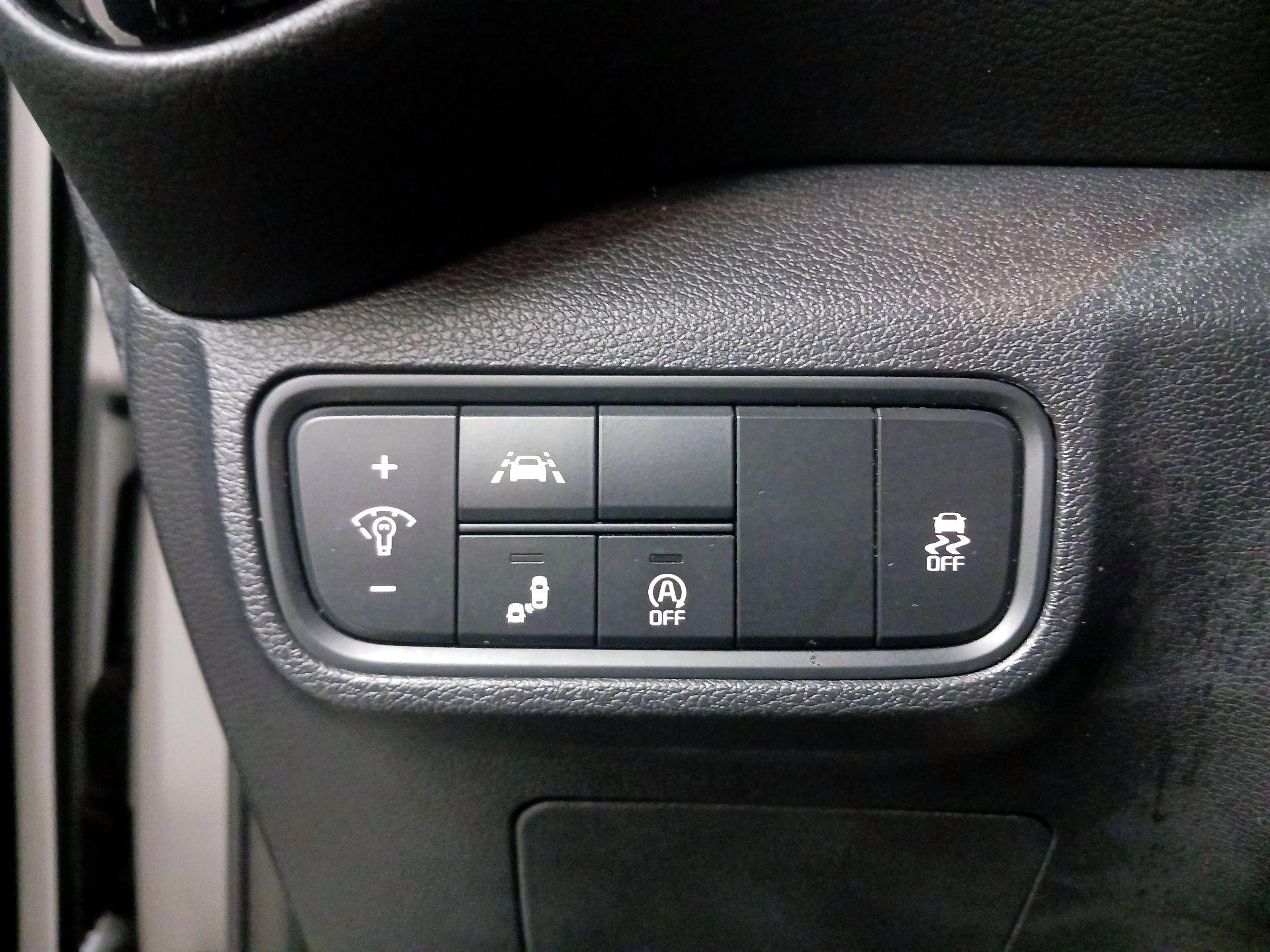 Thumbnail: 2020 Kia Soul - 13