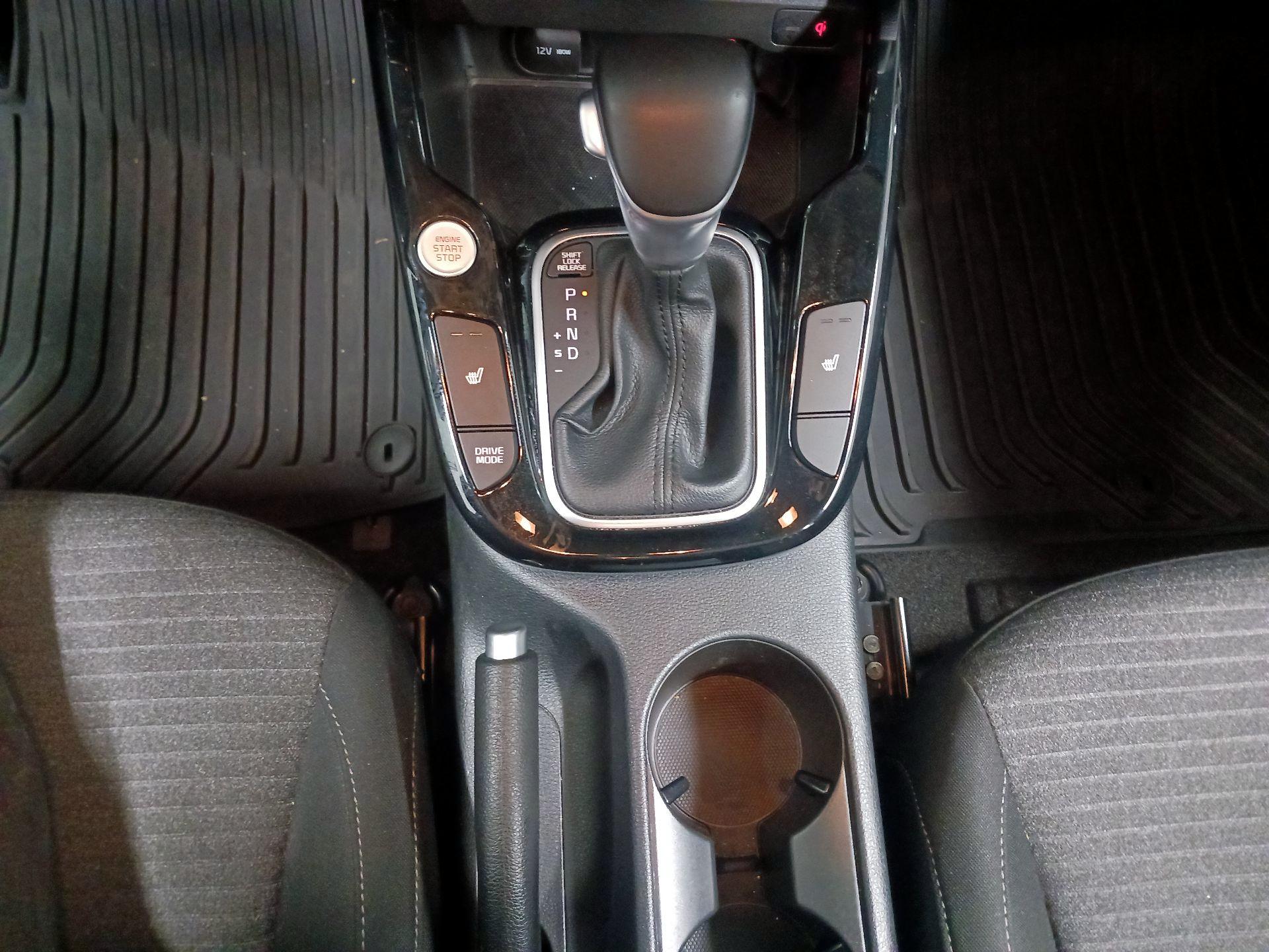 Thumbnail: 2020 Kia Soul - 18