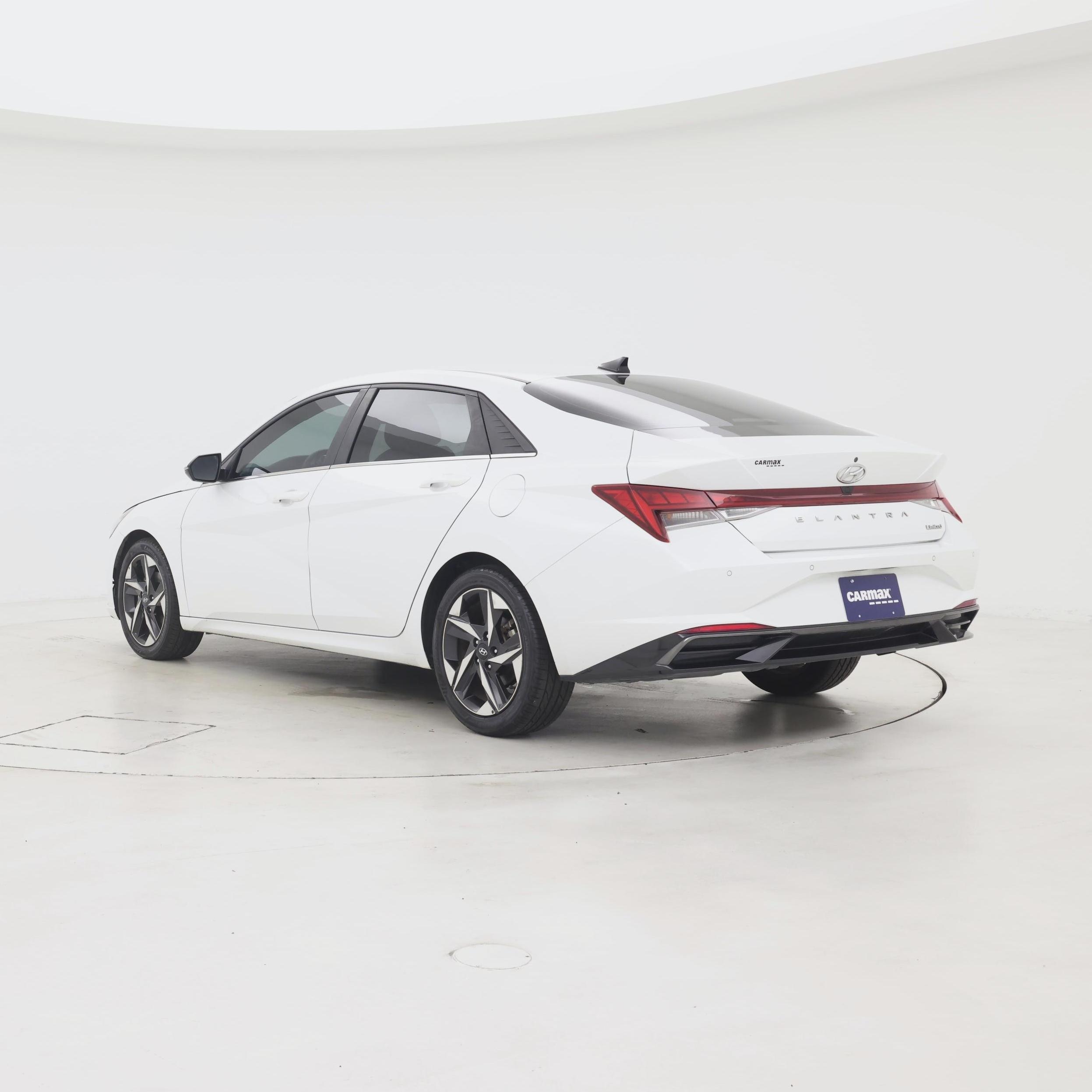 Thumbnail: 2021 Hyundai Elantra - 2