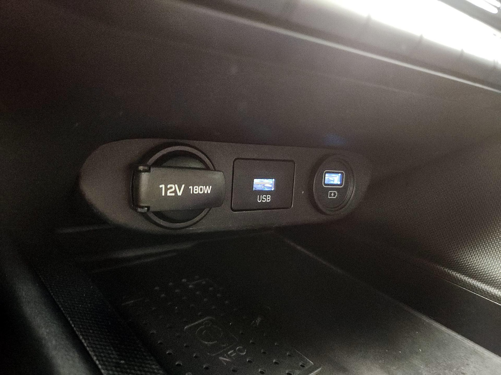 2021 Hyundai Elantra Limited - Photo 20