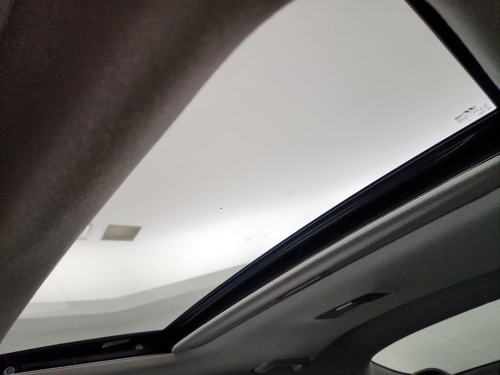 2021 Hyundai Elantra Limited - Photo 21