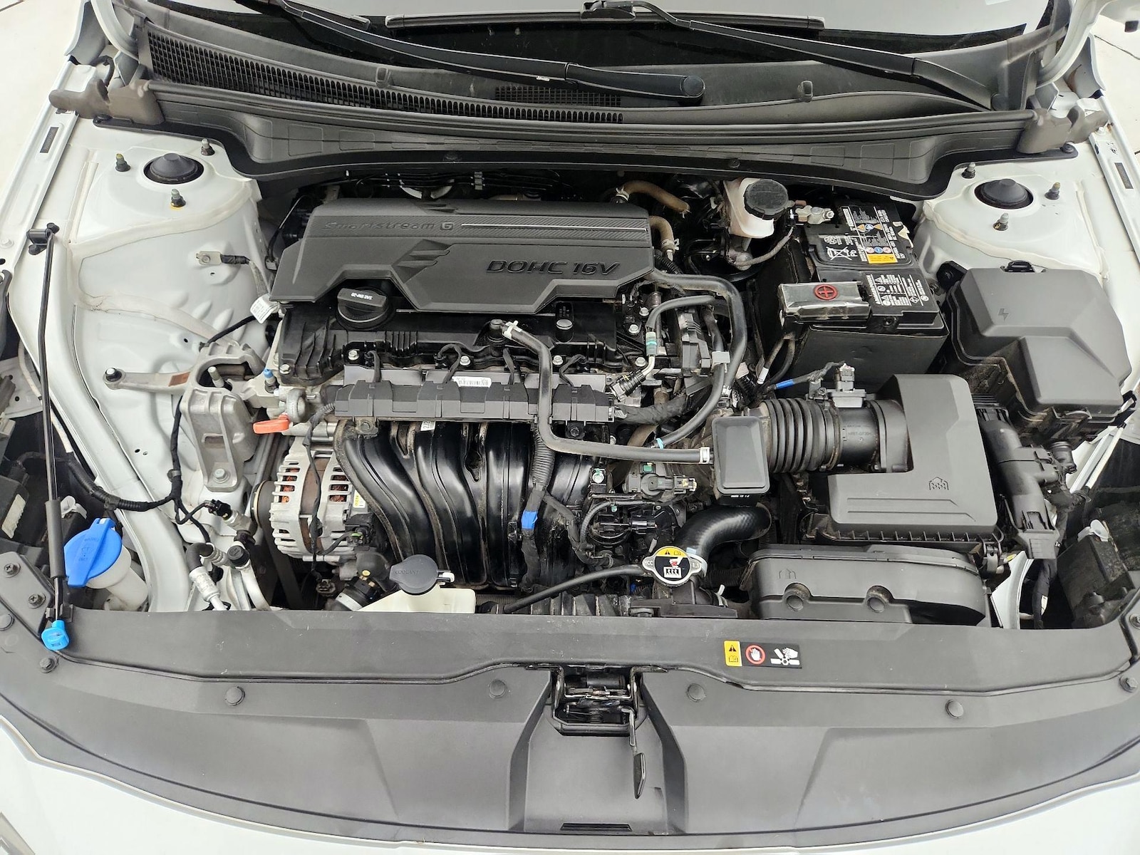 2021 Hyundai Elantra Limited - Photo 24