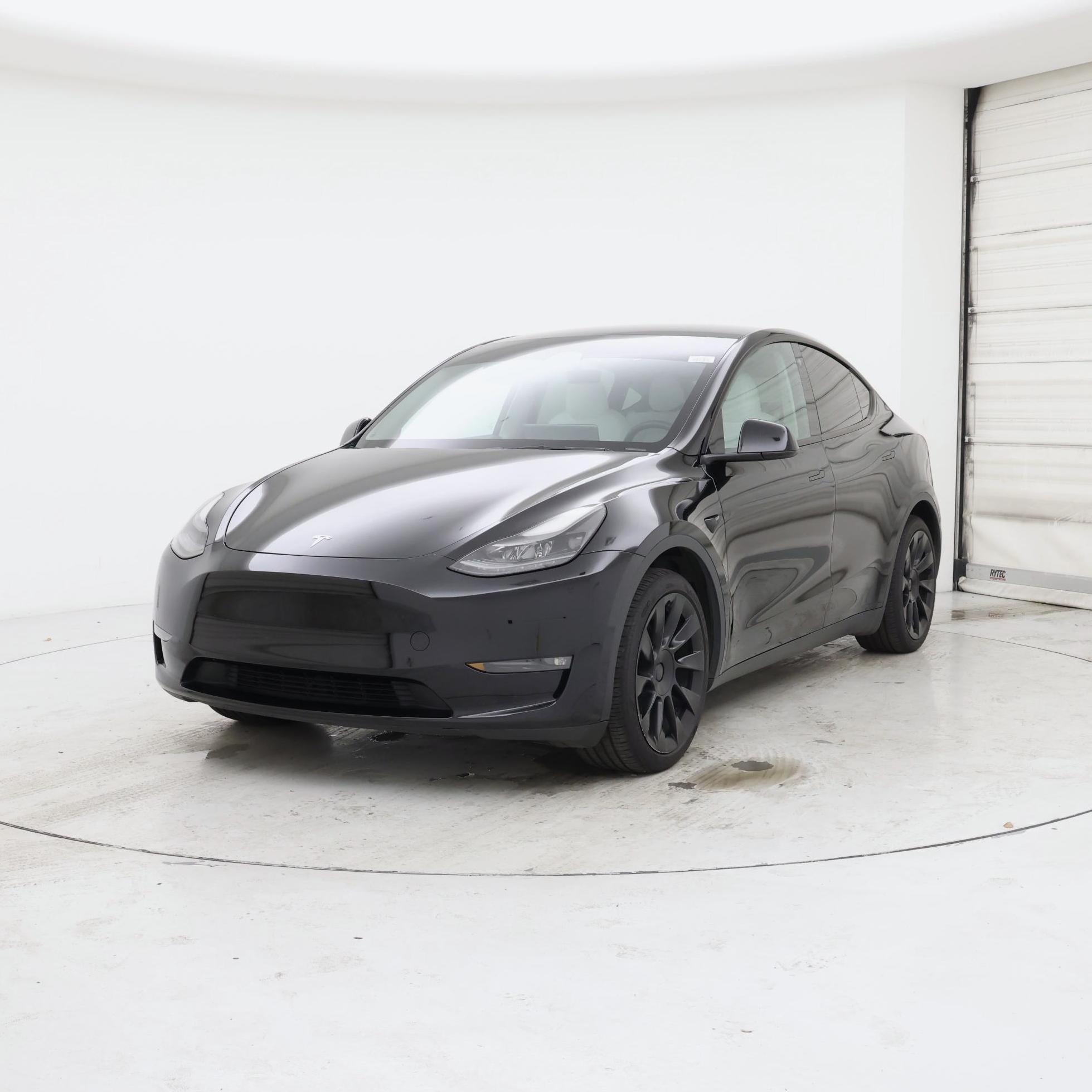 Thumbnail: 2023 Tesla Model Y - 4