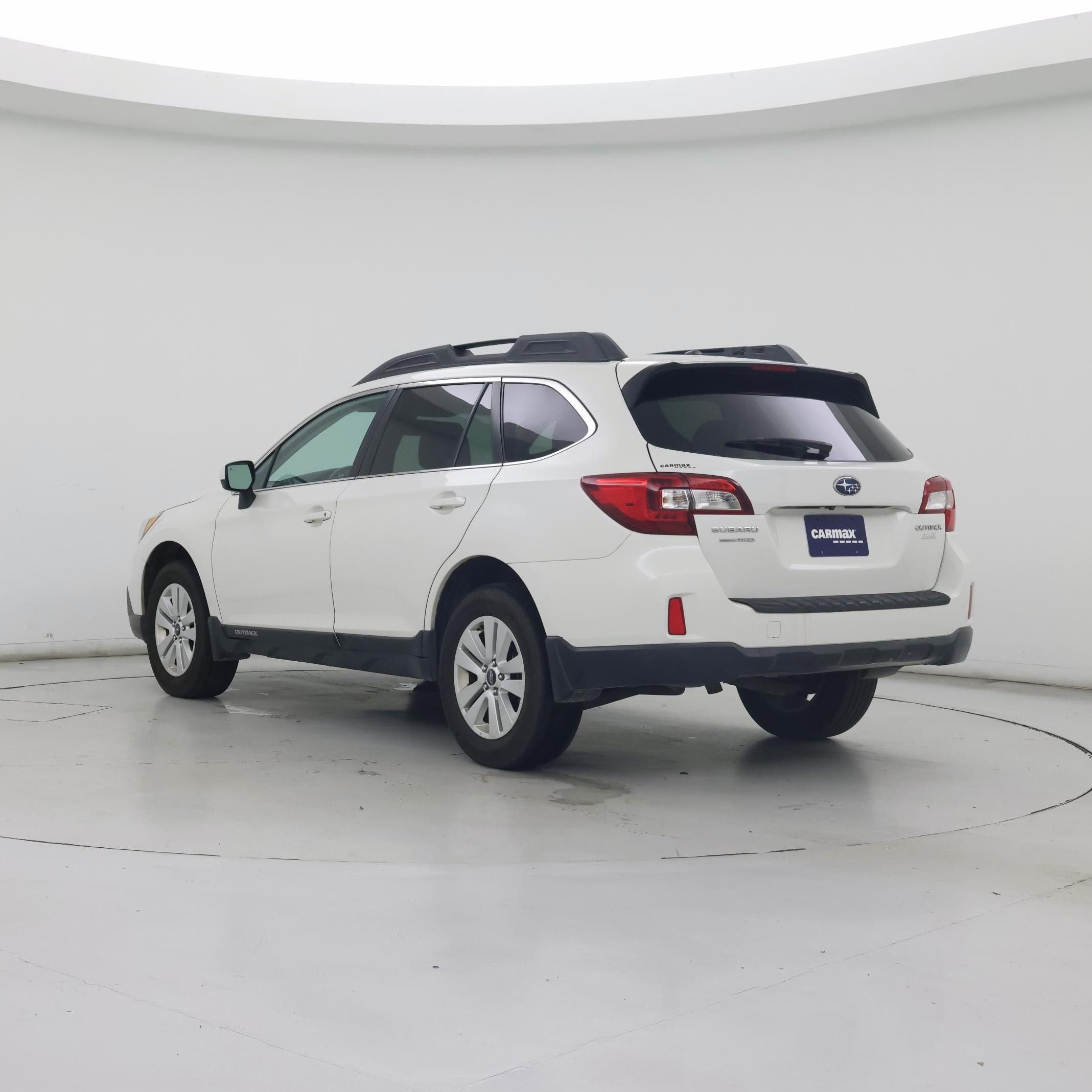 Thumbnail: 2015 Subaru Outback - 2