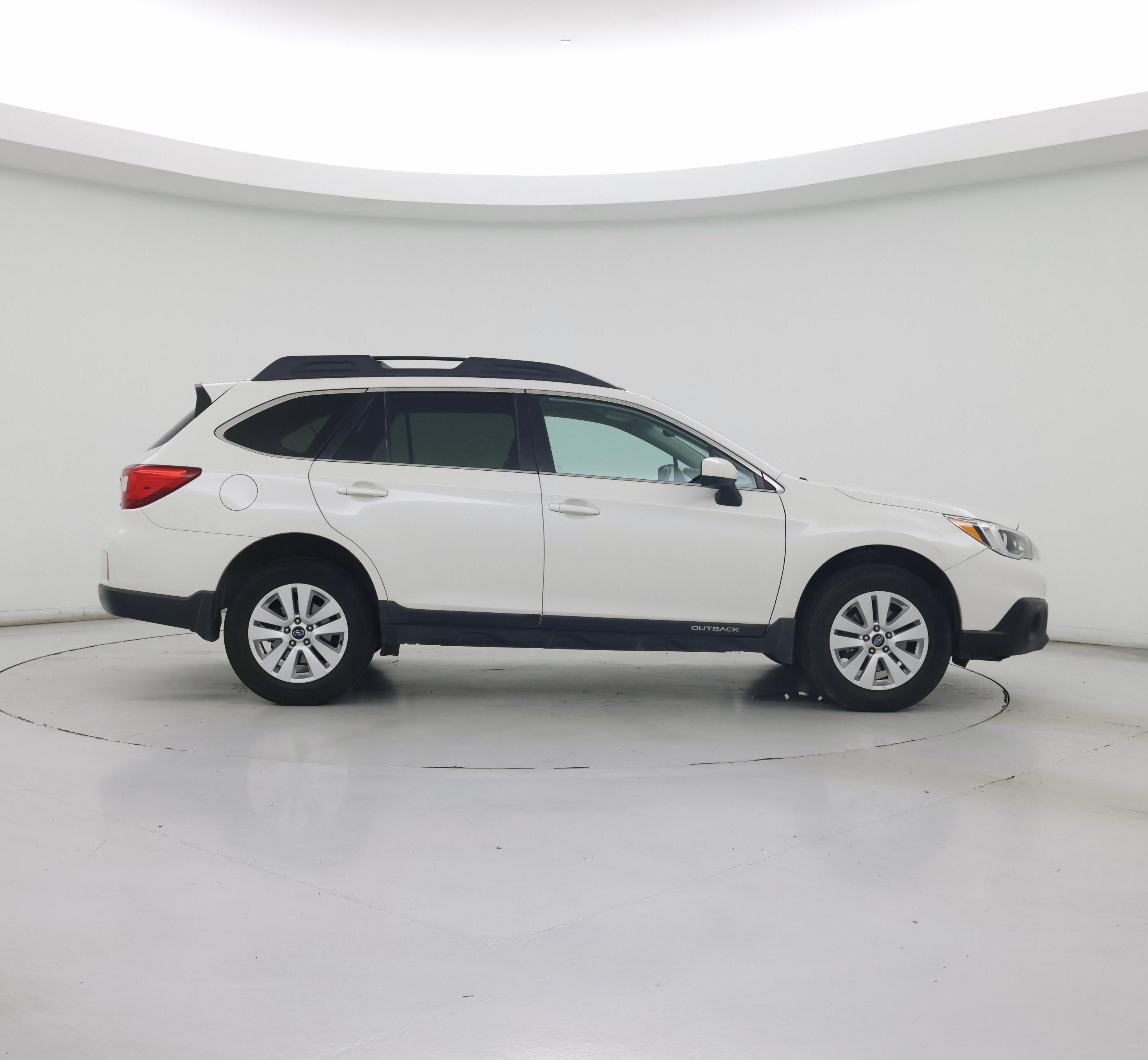 Thumbnail: 2015 Subaru Outback - 7