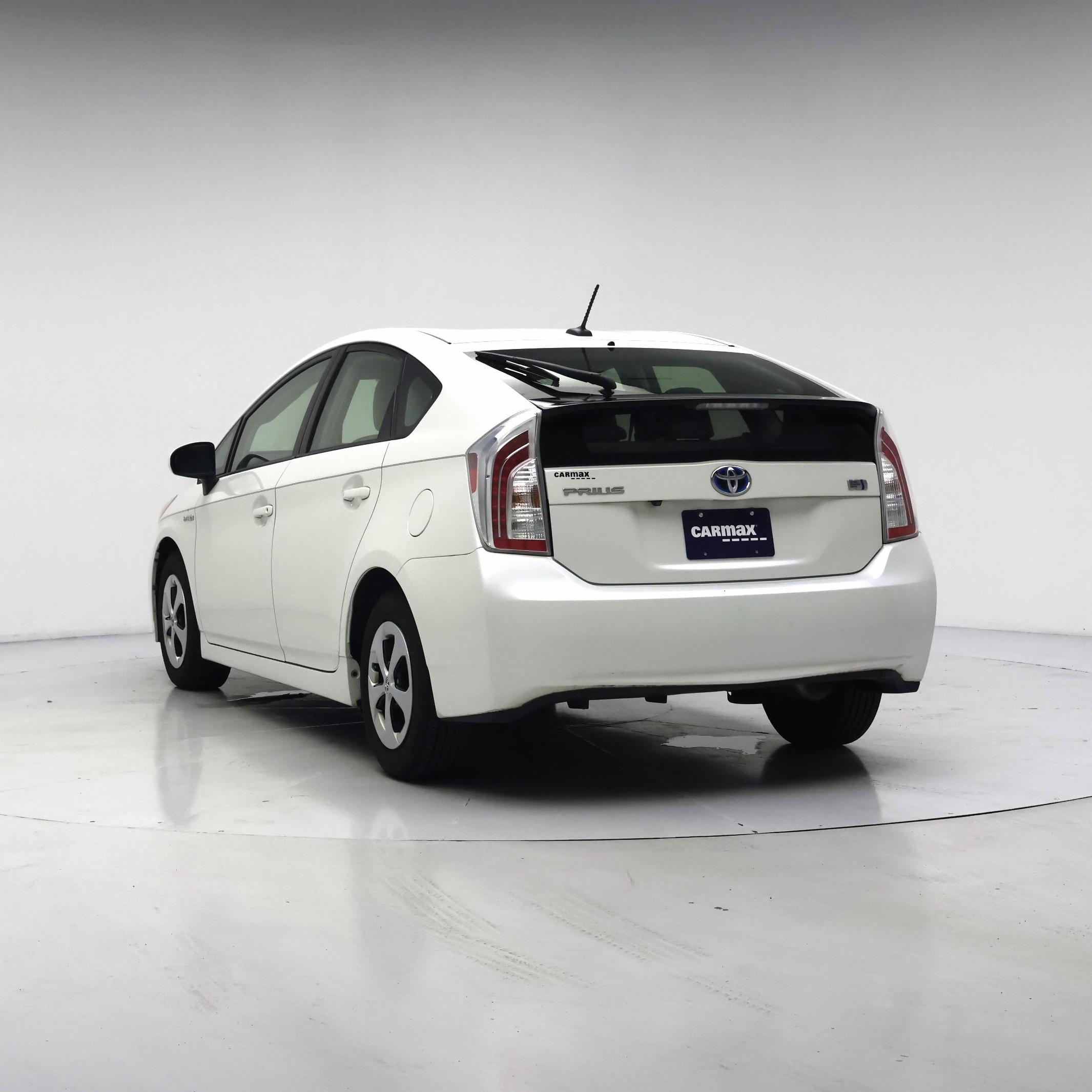Thumbnail: 2014 Toyota Prius - 2