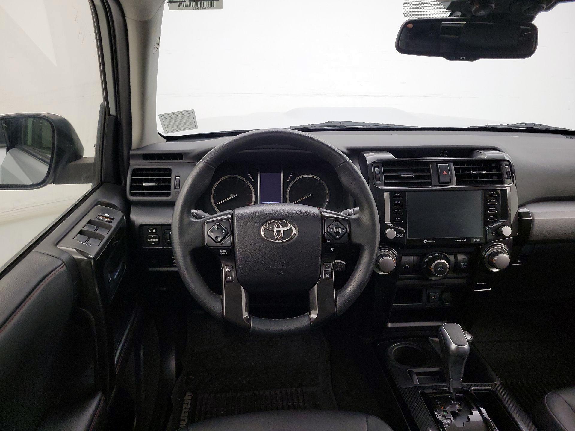 Thumbnail: 2020 Toyota 4Runner - 10