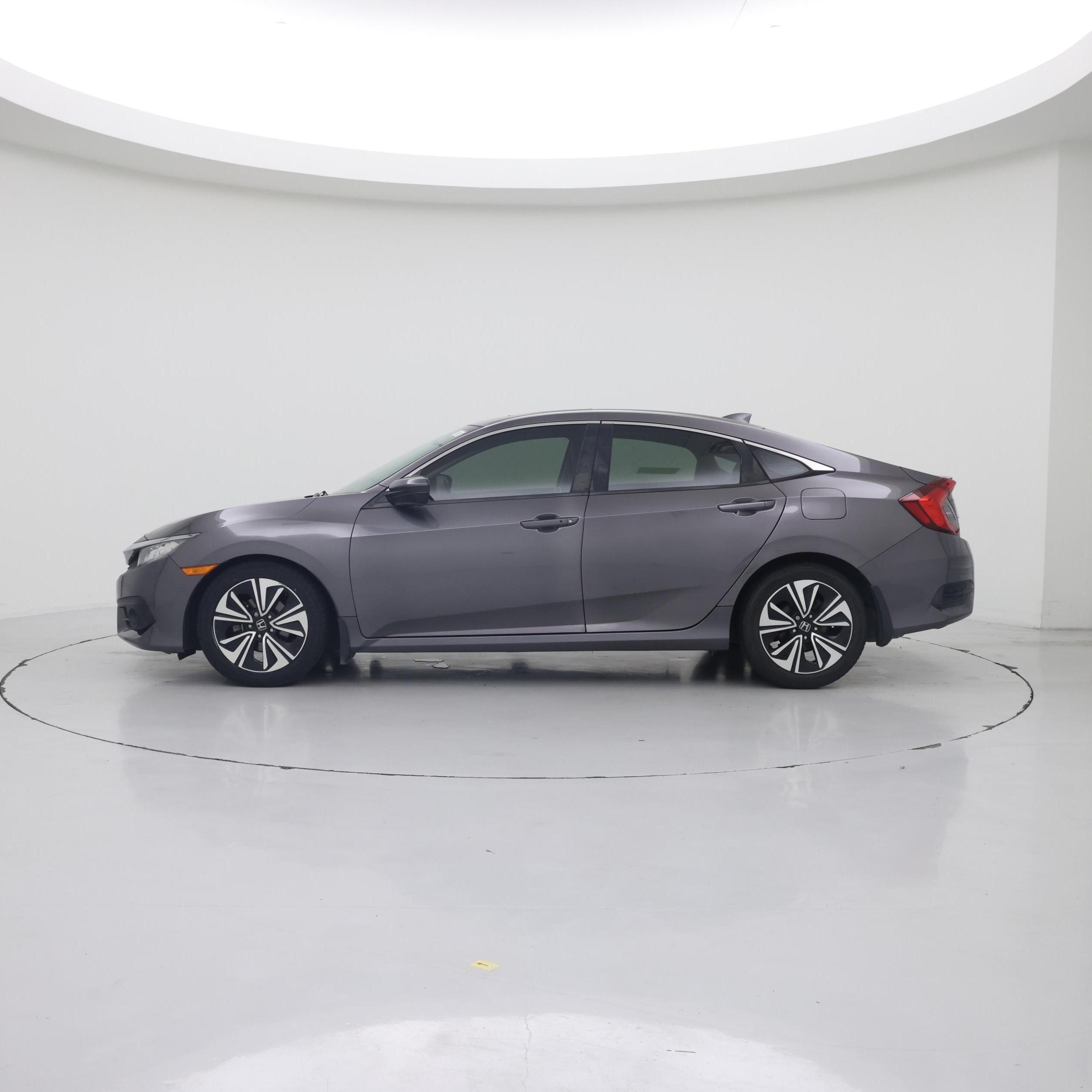 Thumbnail: 2018 Honda Civic - 3