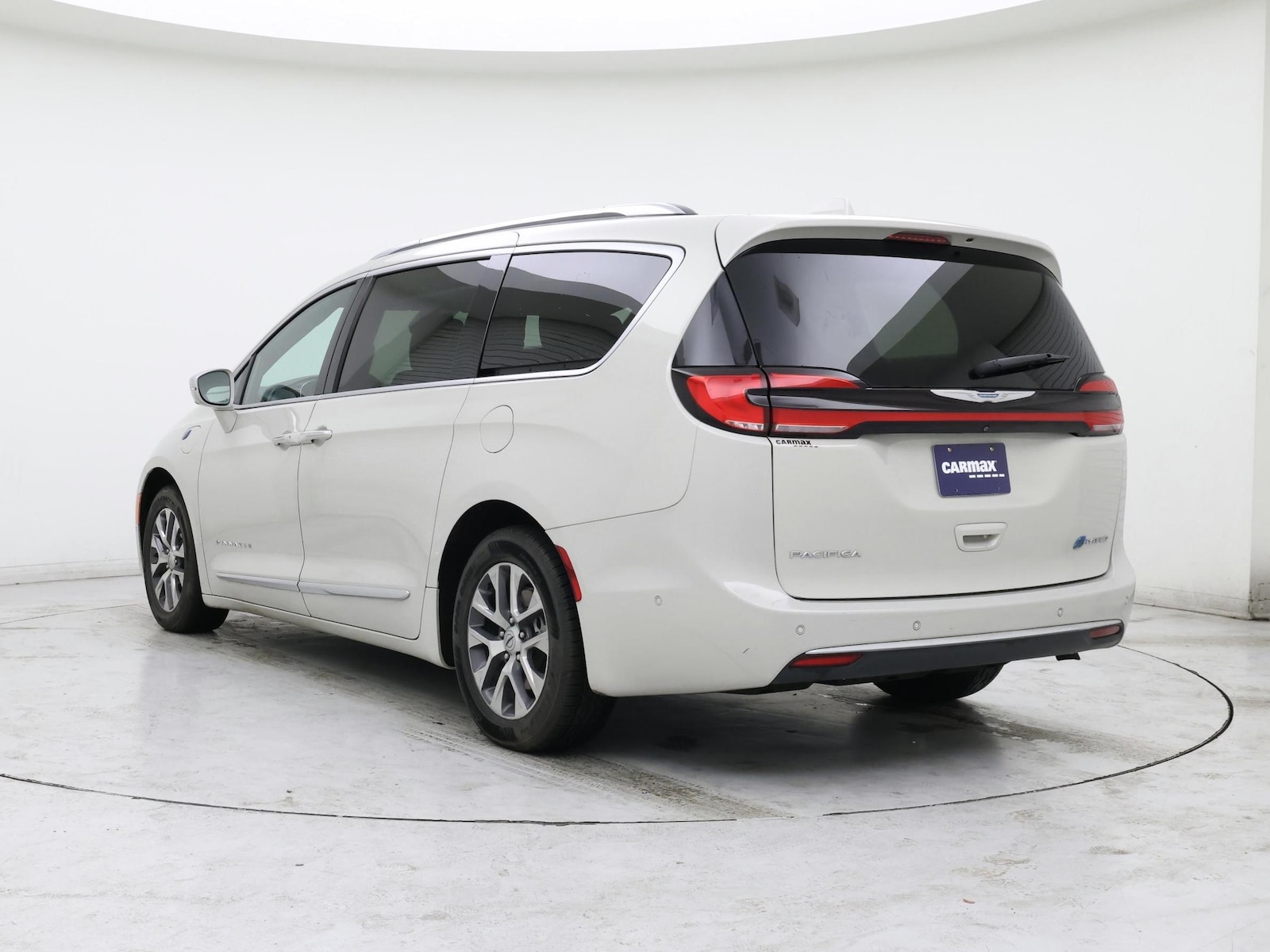 2021 Chrysler Pacifica Hybrid Pinnacle Hybrid - Photo 3