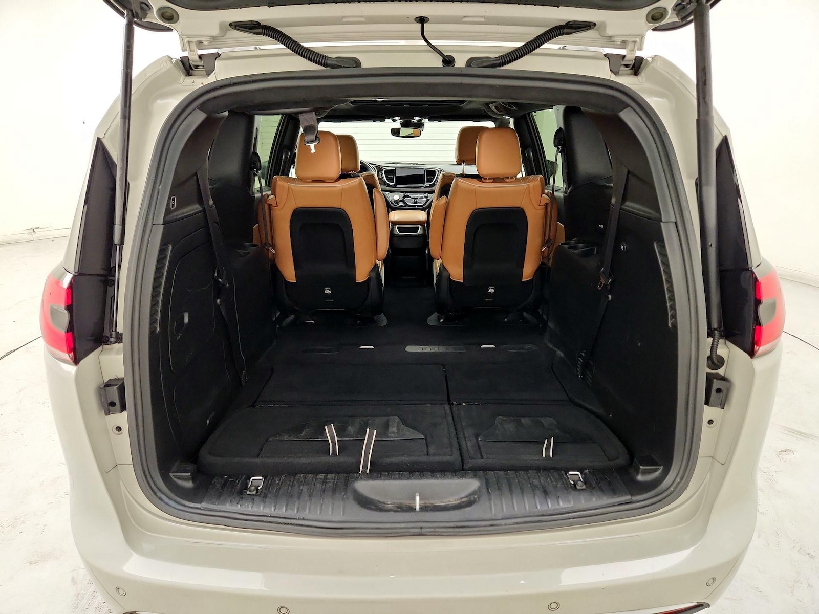 2021 Chrysler Pacifica Hybrid Pinnacle Hybrid - Photo 25