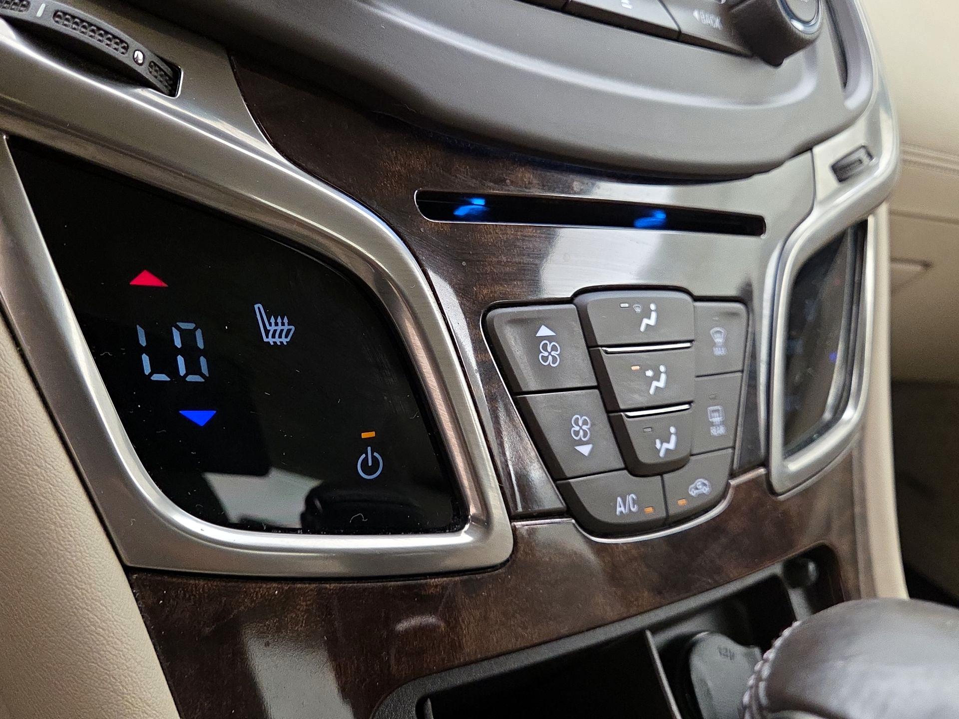 Thumbnail: 2015 Buick LaCrosse - 16