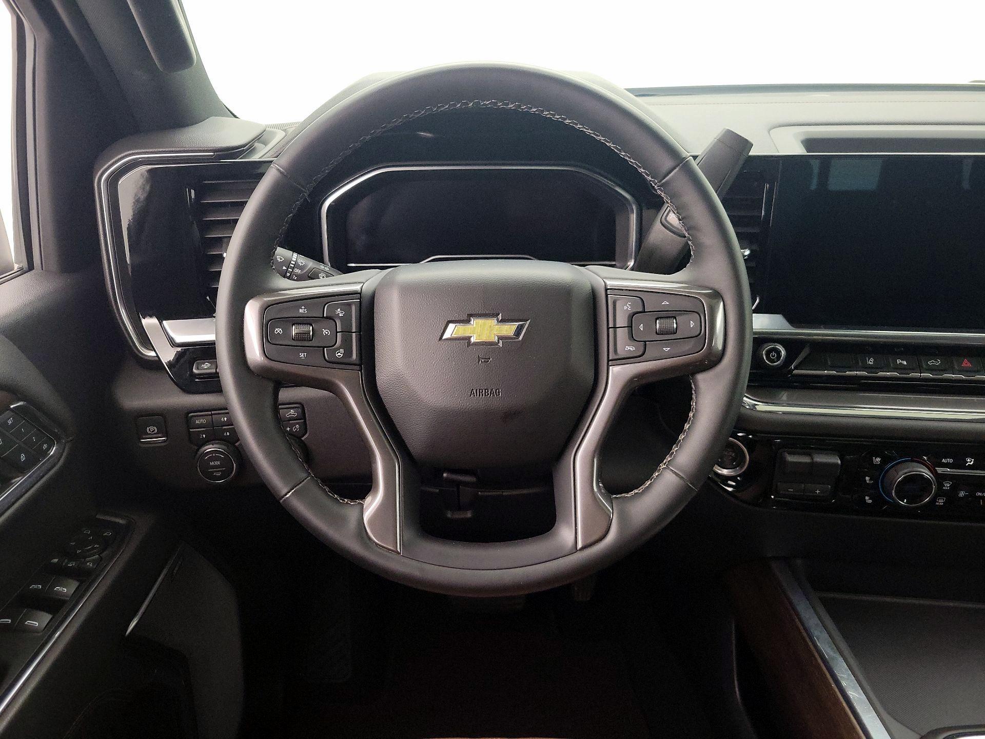 Thumbnail: 2024 Chevrolet Silverado 2500 - 10