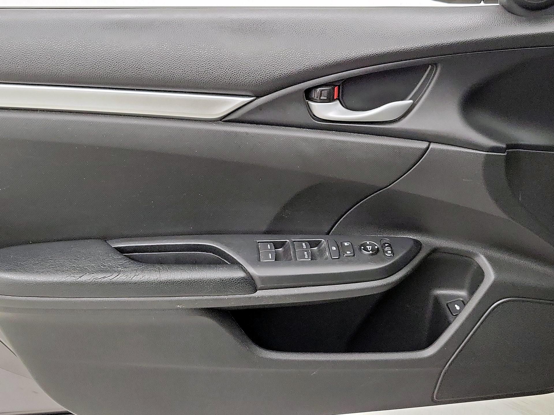 Thumbnail: 2019 Honda Civic - 12