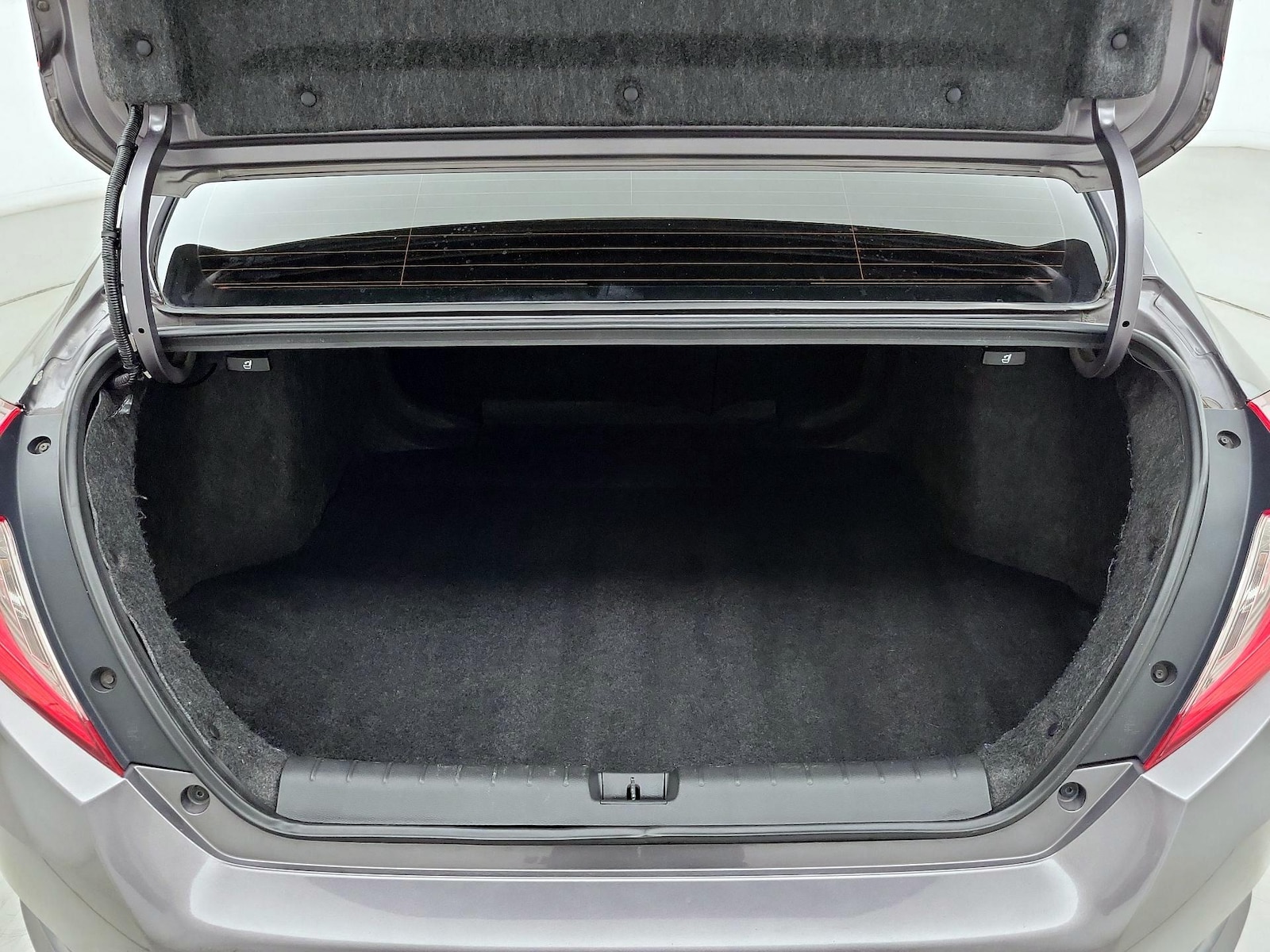 2019 Honda Civic Sport - Photo 21