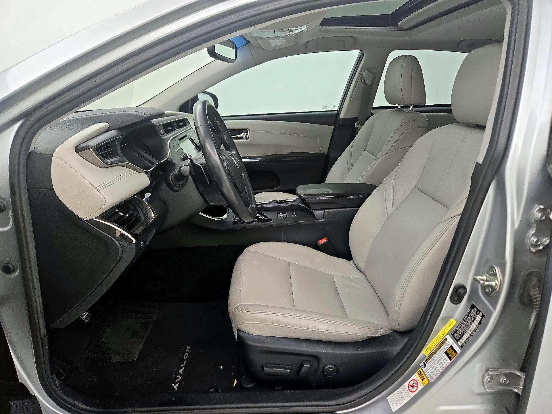 Thumbnail: 2015 Toyota Avalon - 11