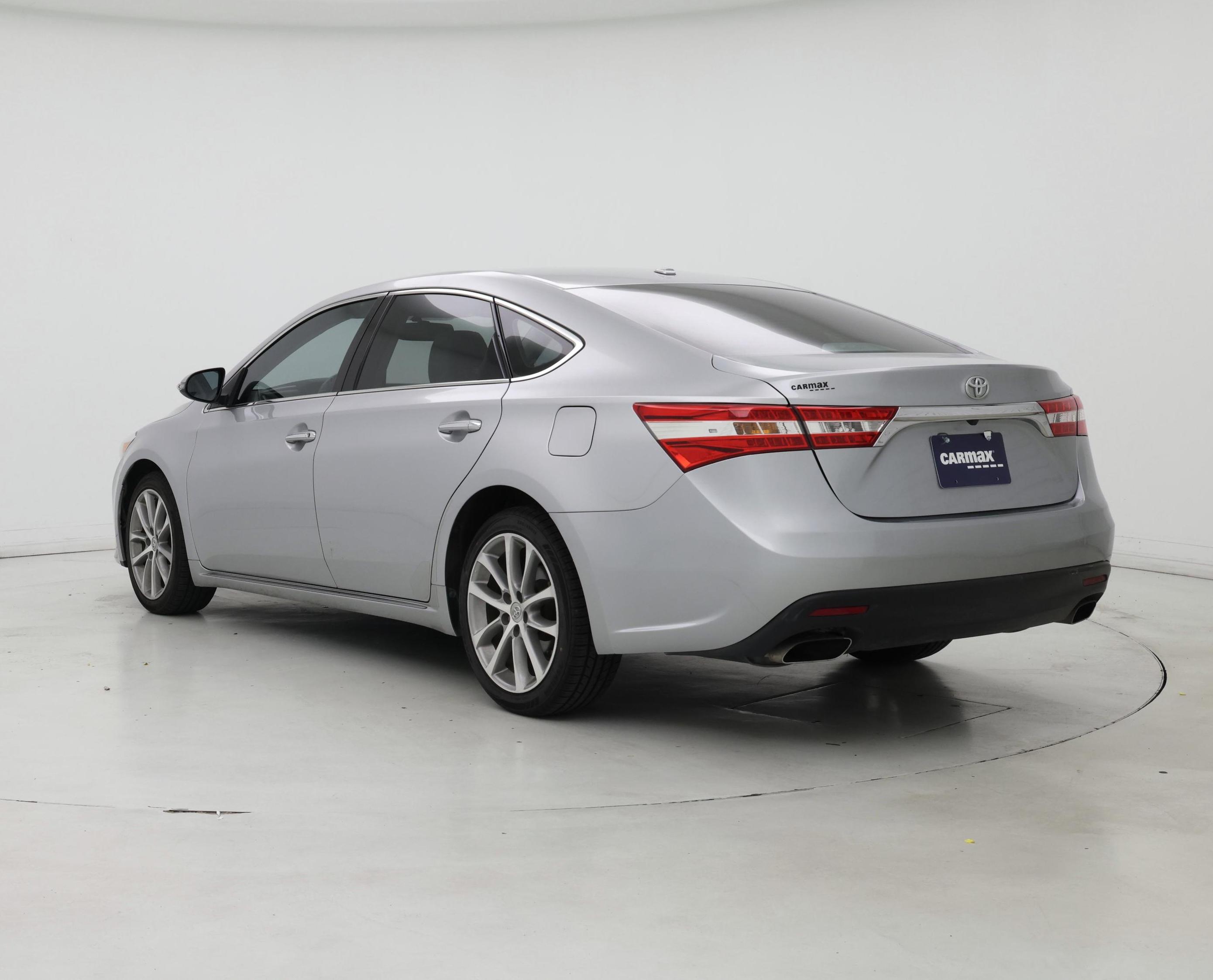 Thumbnail: 2015 Toyota Avalon - 2